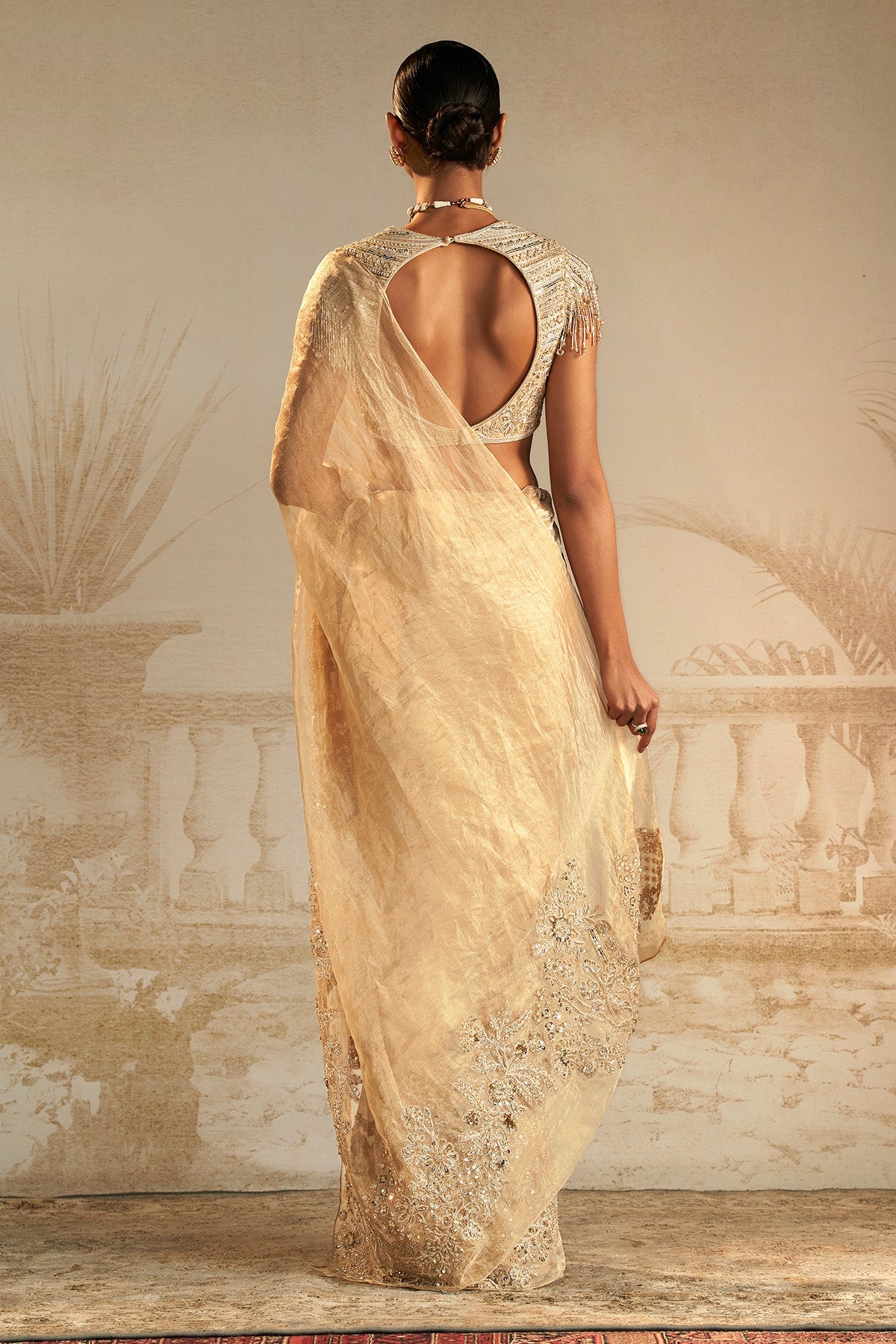 Ridhi Mehra in Ratan Saree Set