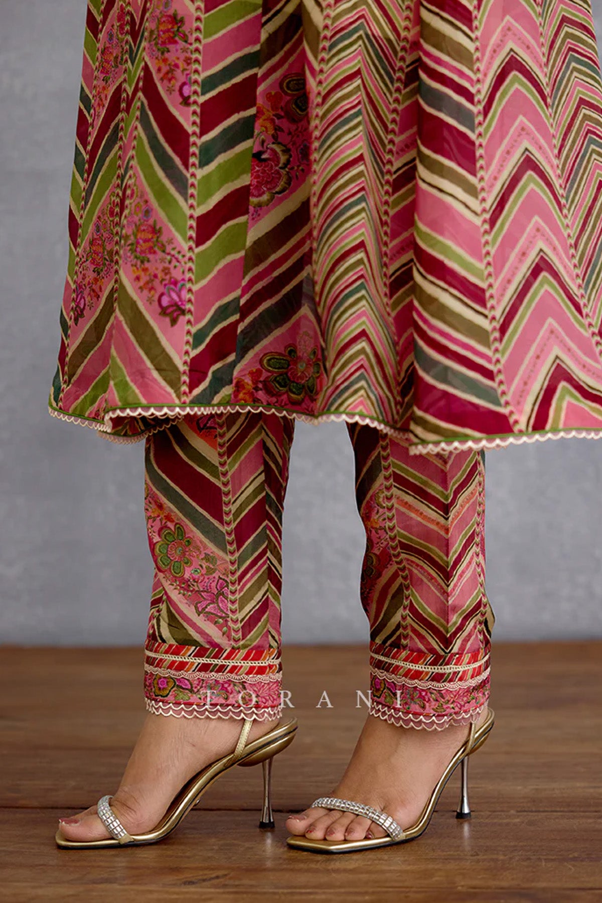 Pankaja Asthika Kurta Set