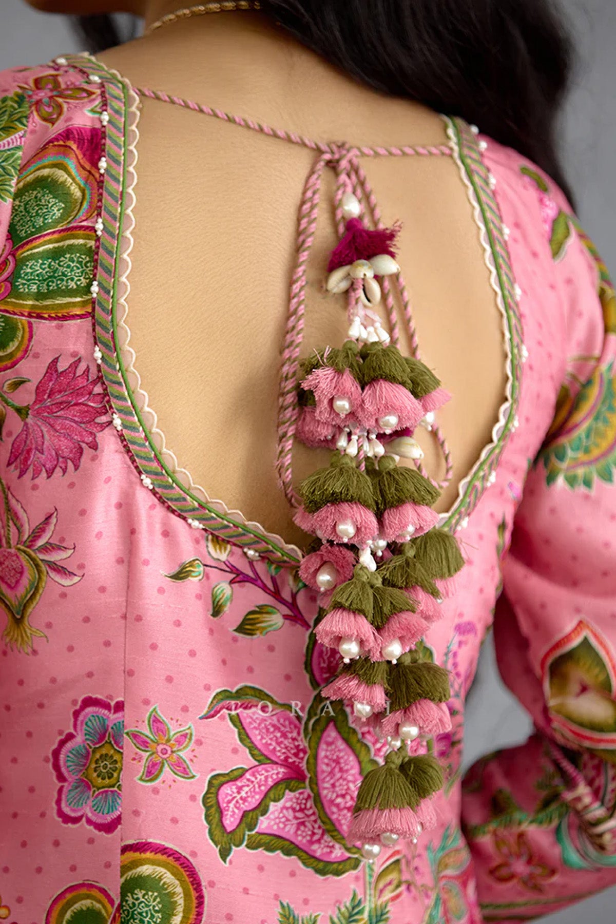 Pankaja Meha Anvita Kurta Set