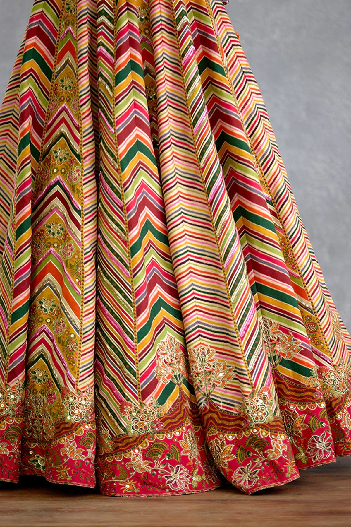 Chitrangi Nihita Vinisha Lehenga Set