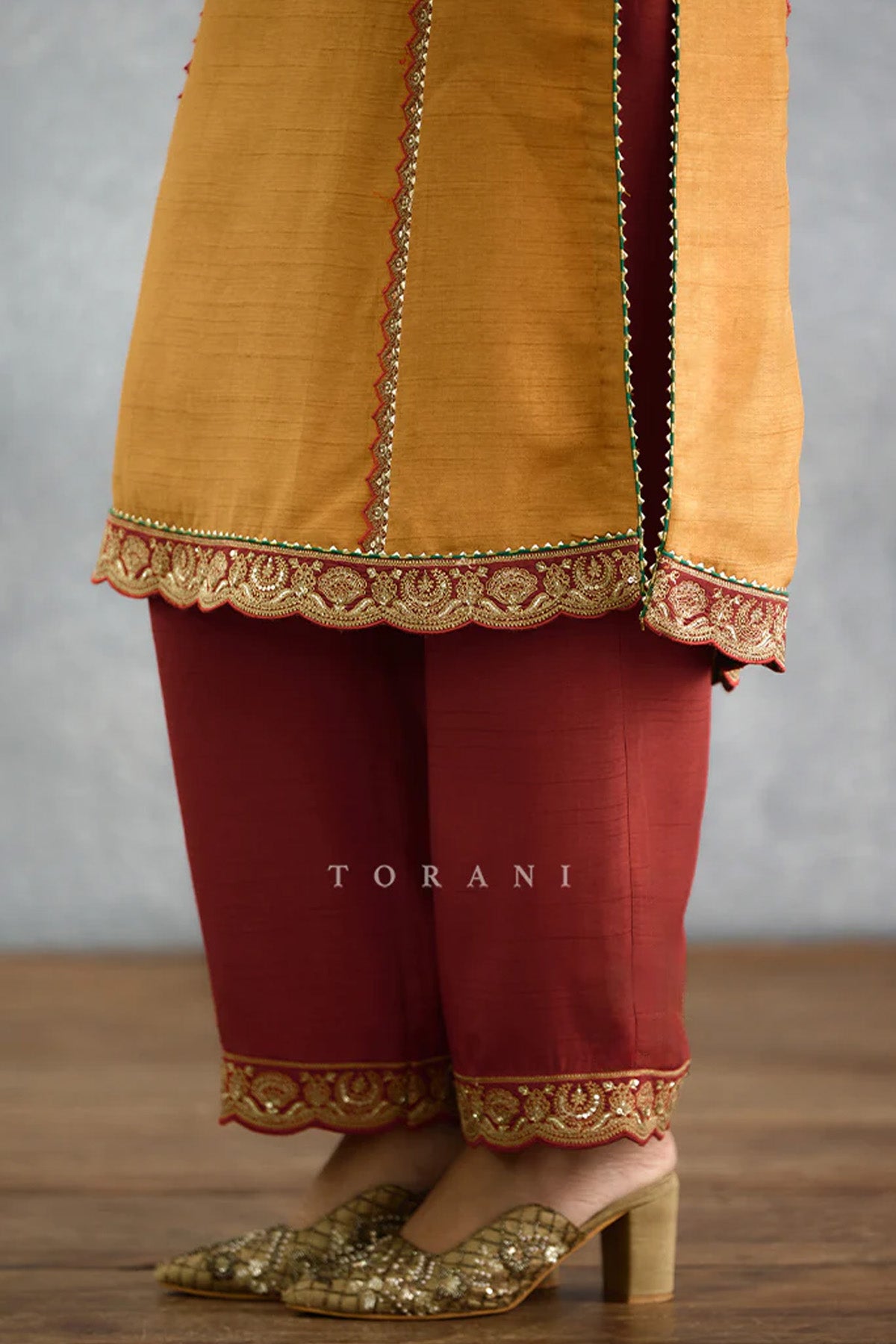 Rangnoor Izra Kurta Set