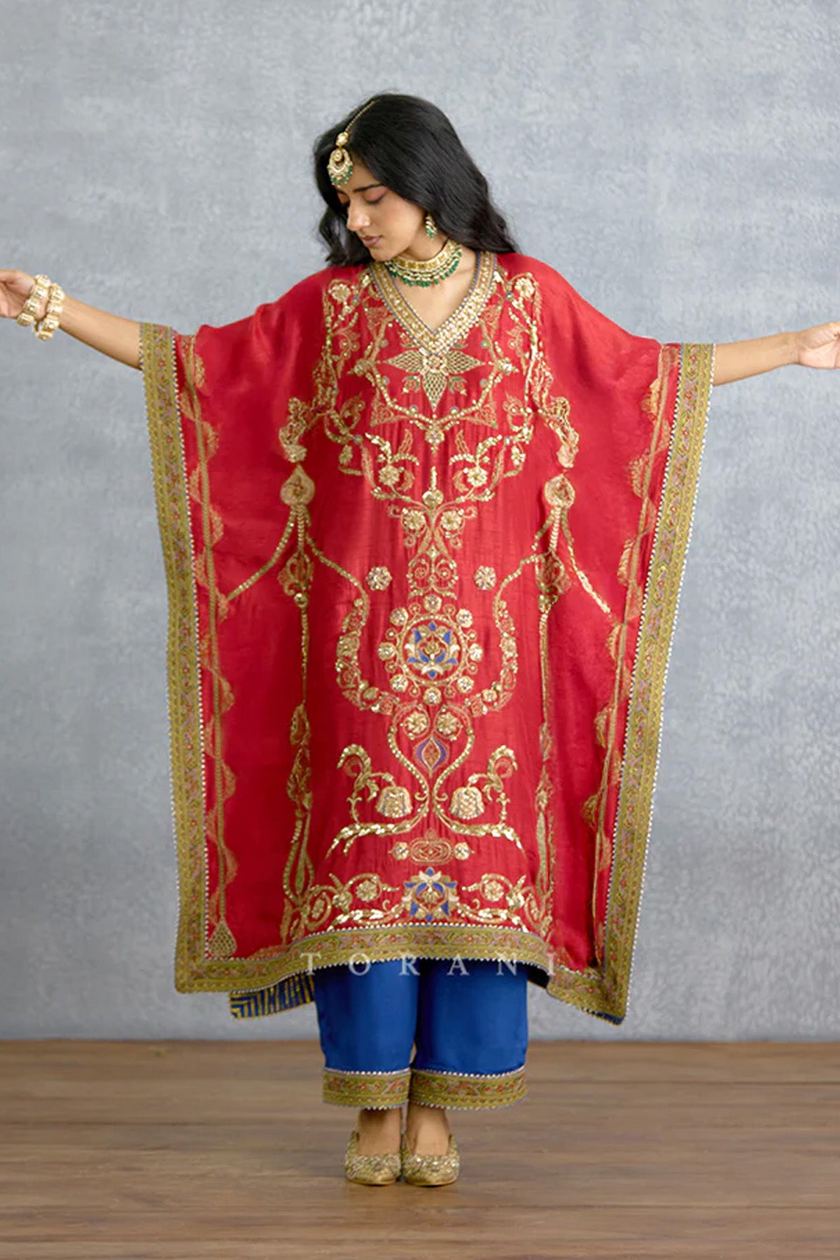 Zehra Neelat Kausar Kaftan Set