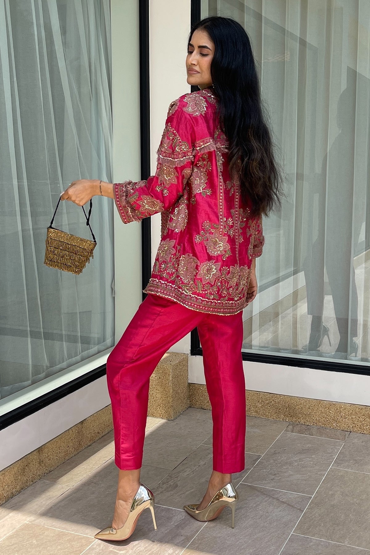 Alisha Pekha in Ozella