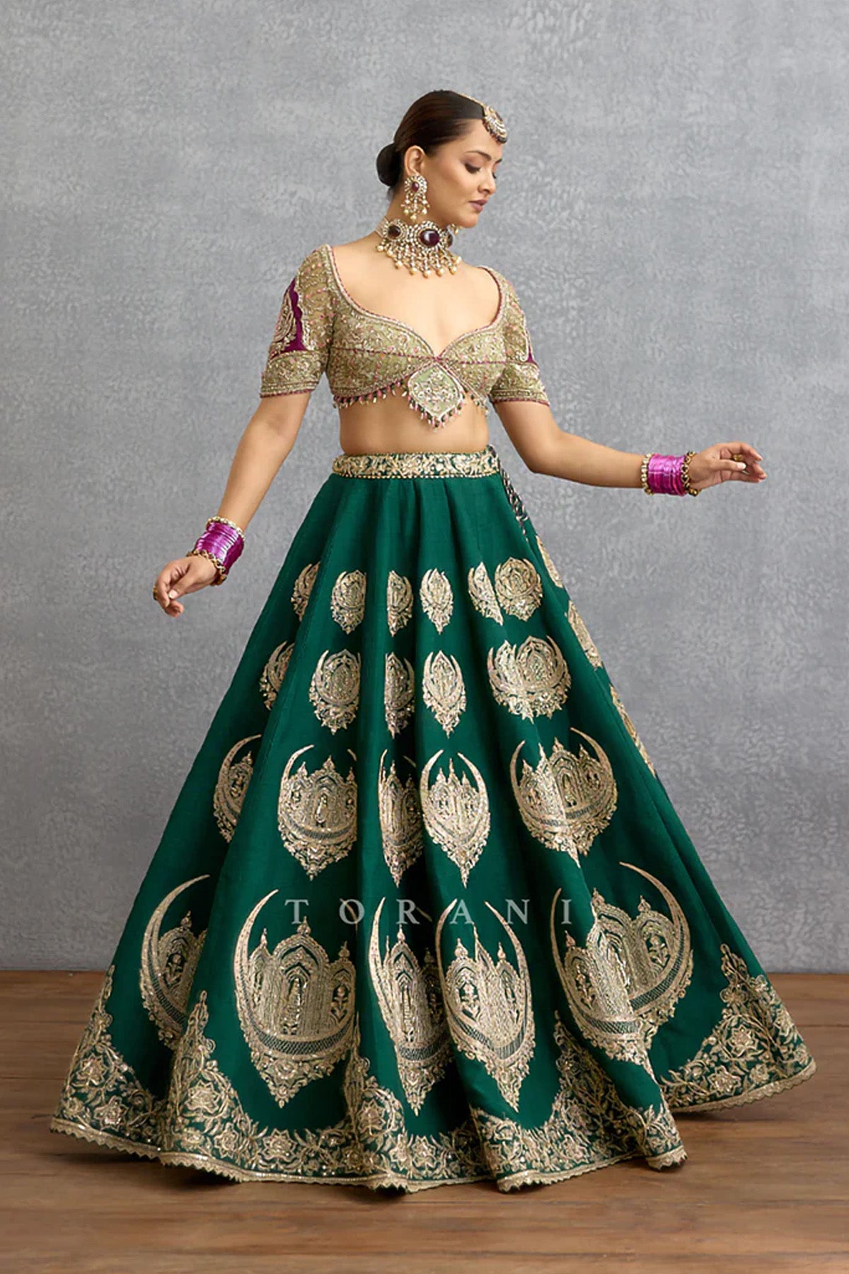 Rangbahaar Kinza Lehenga Set