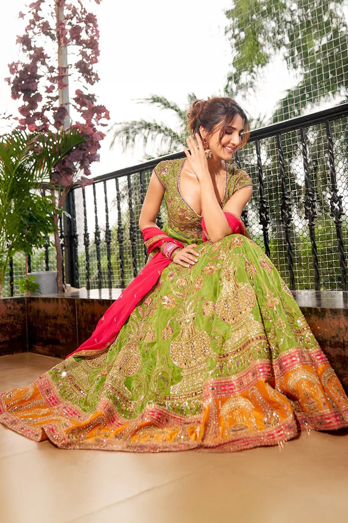 Zunairah Naureen Anarkali Set