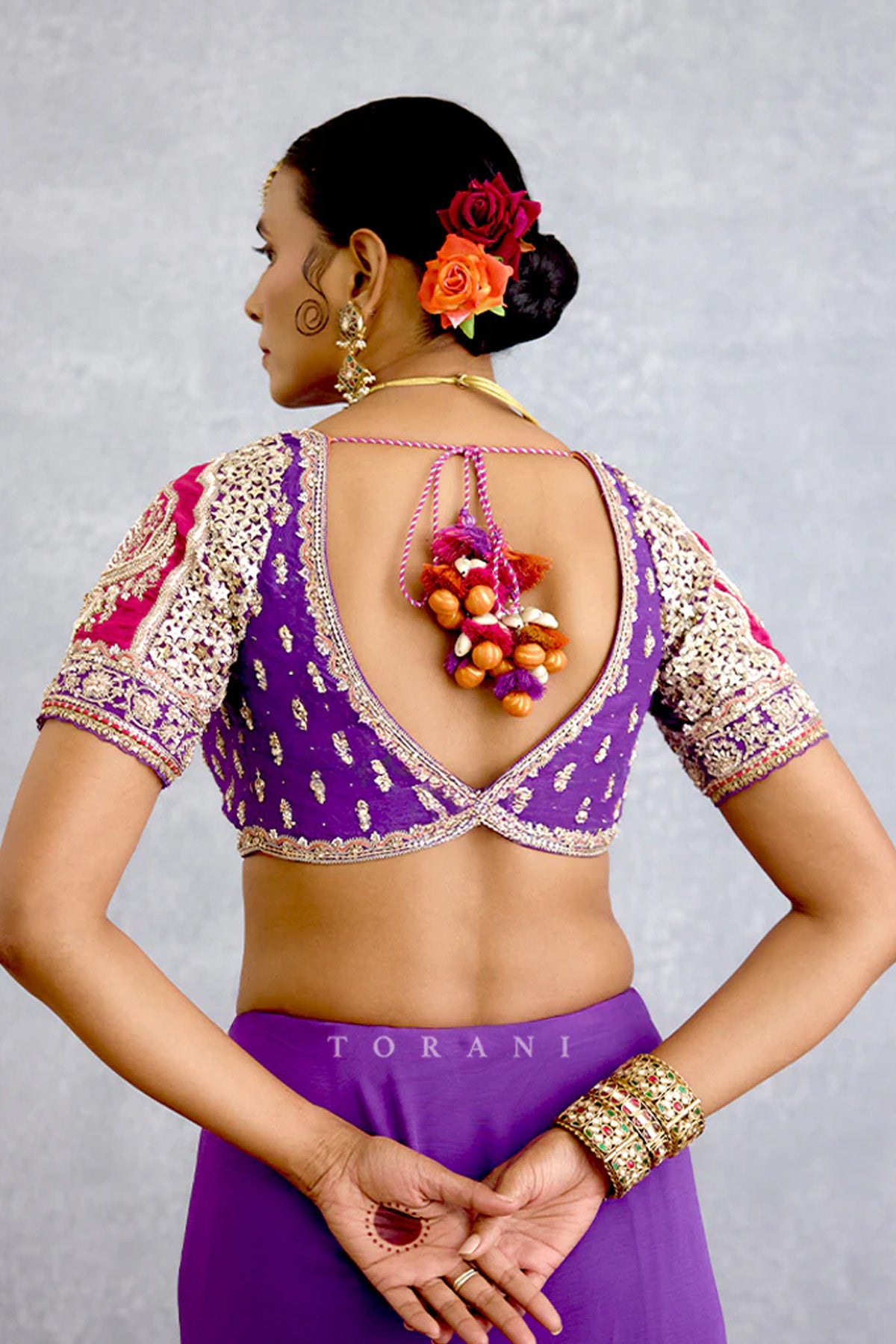 Banafsha Irfa Blouse