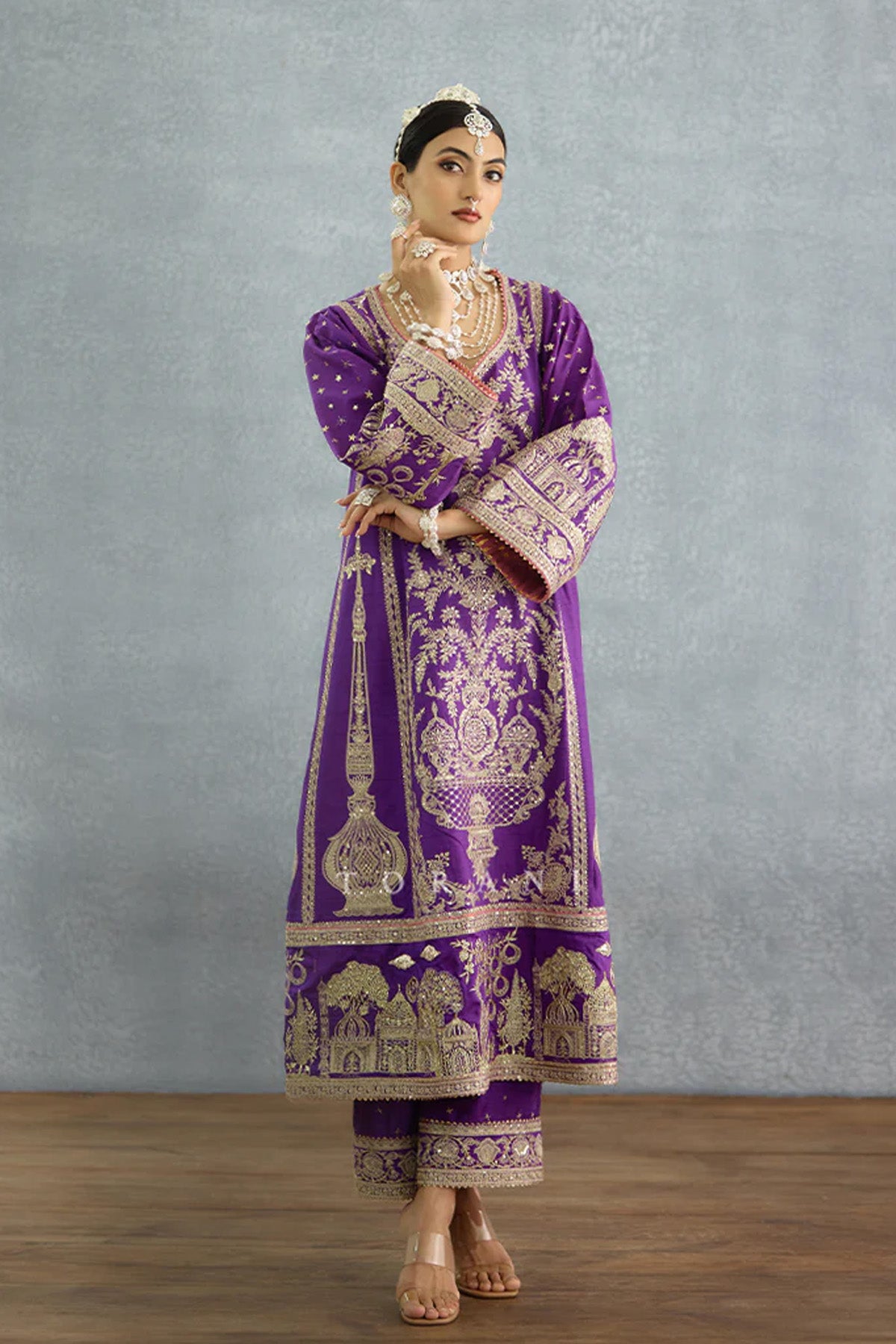 Banafsha Aqeela Kurta Set