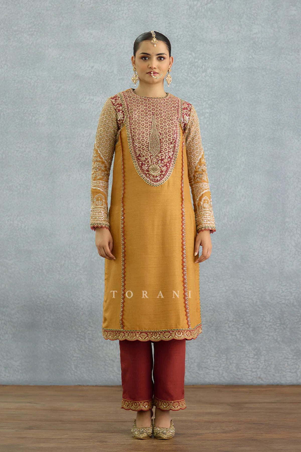 Rangnoor Izra Kurta Set
