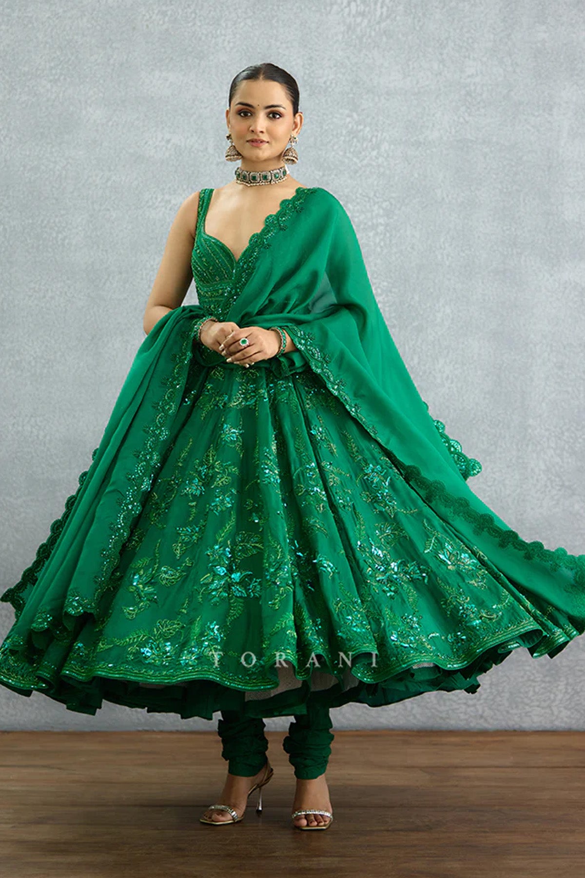 Parnabha Aruna Anarkali Set