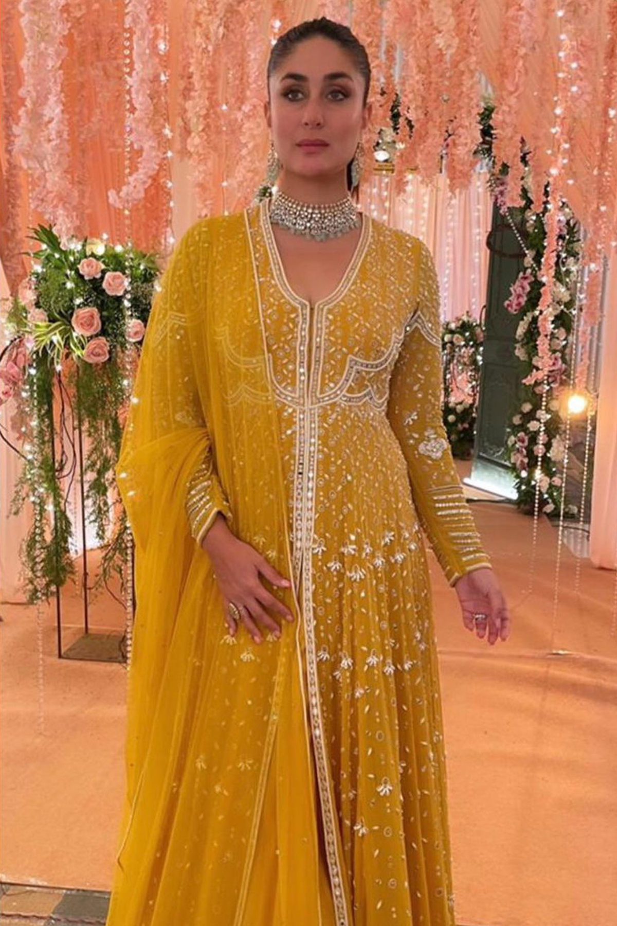 KAREENA KAPOOR KHAN IN MEHRY