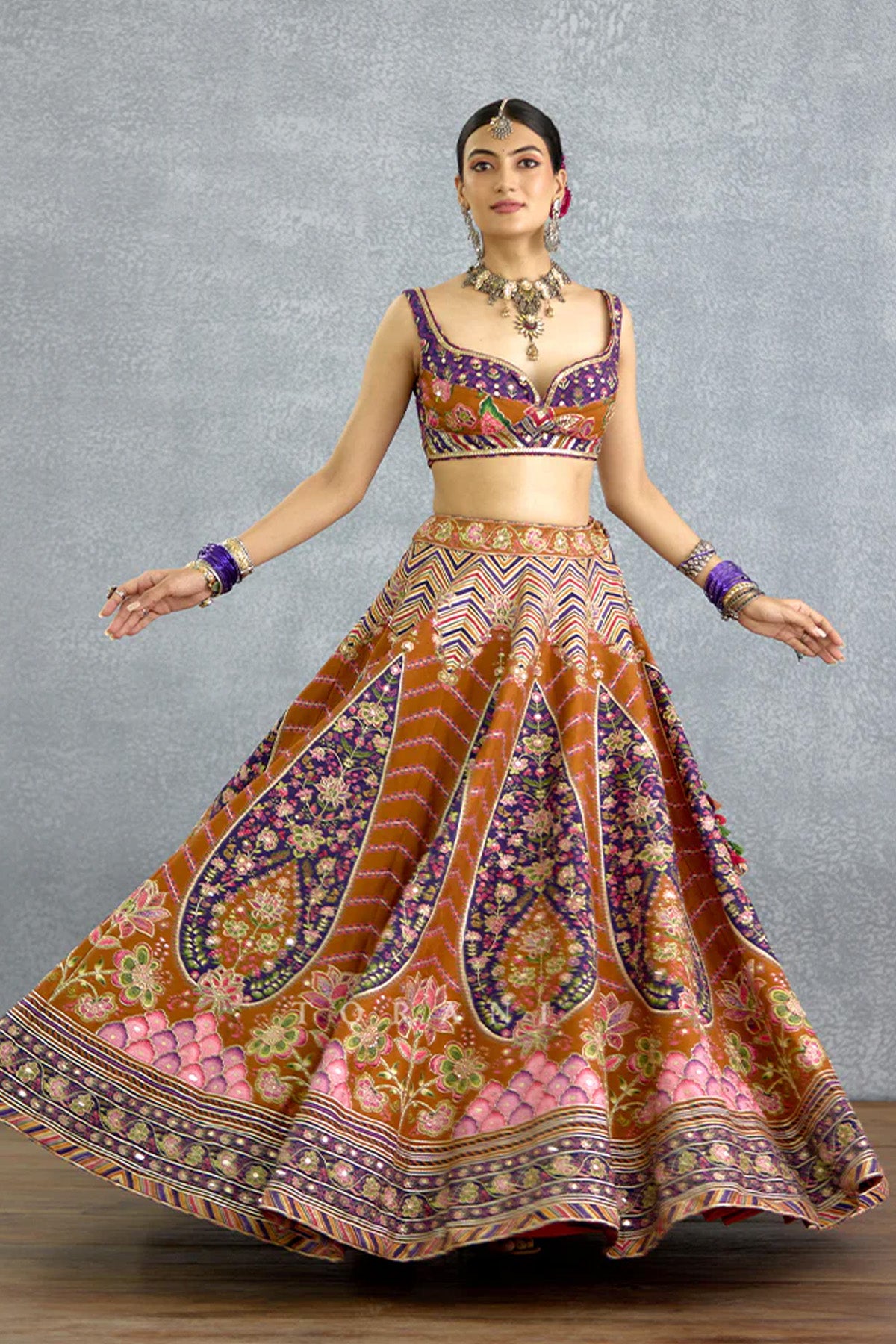 Komudika Kaavya Lehenga Set