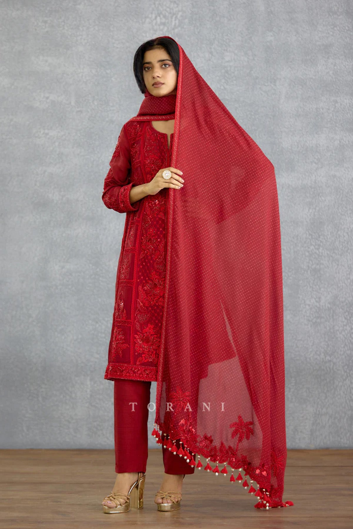 Surkh Samrina Kurta Set