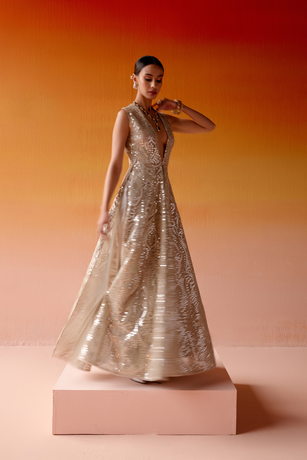 MIRRORWORK LONG SLEEVELESS JACKET