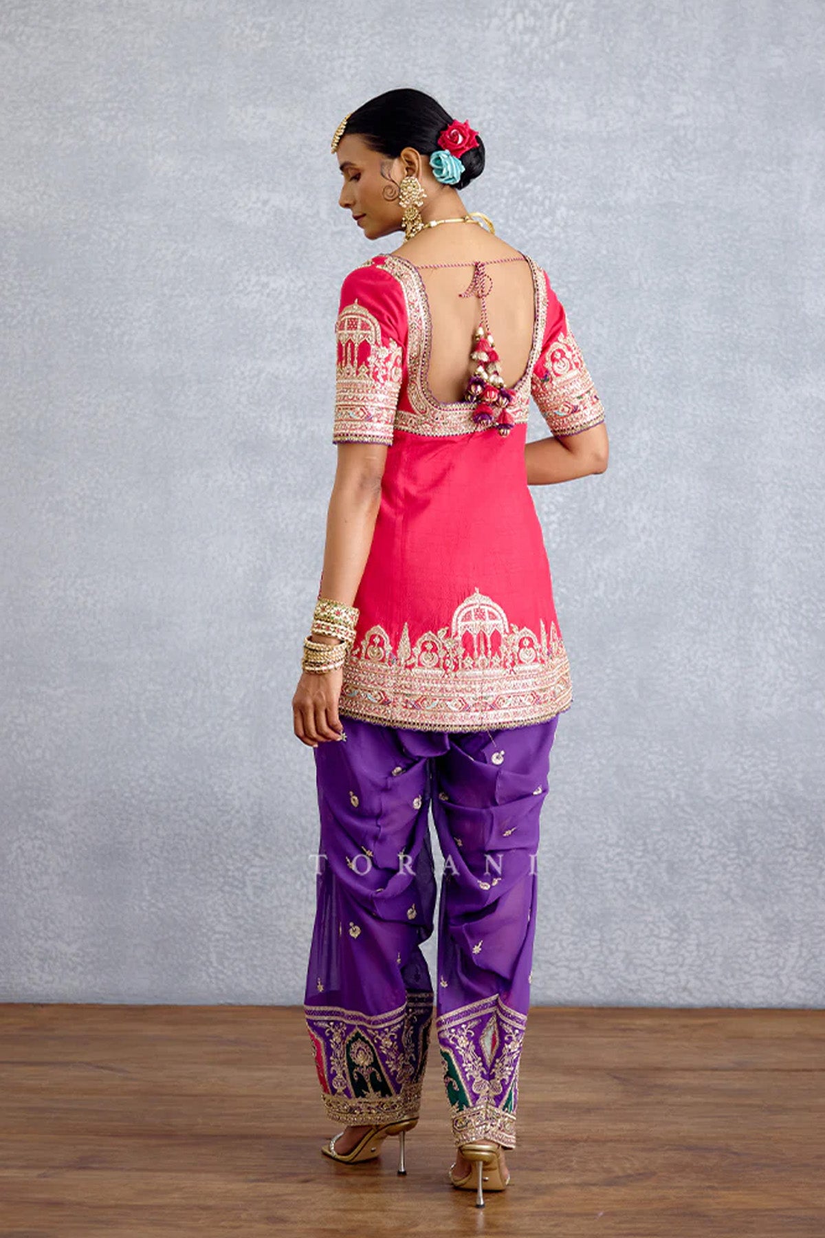 Gul-Naaz Samaira Kurta Set