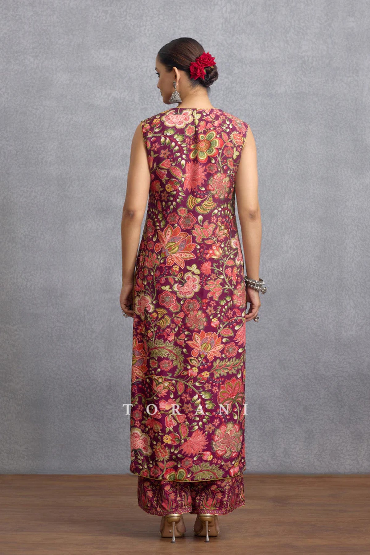 Laalima Tanuja Kurta Set