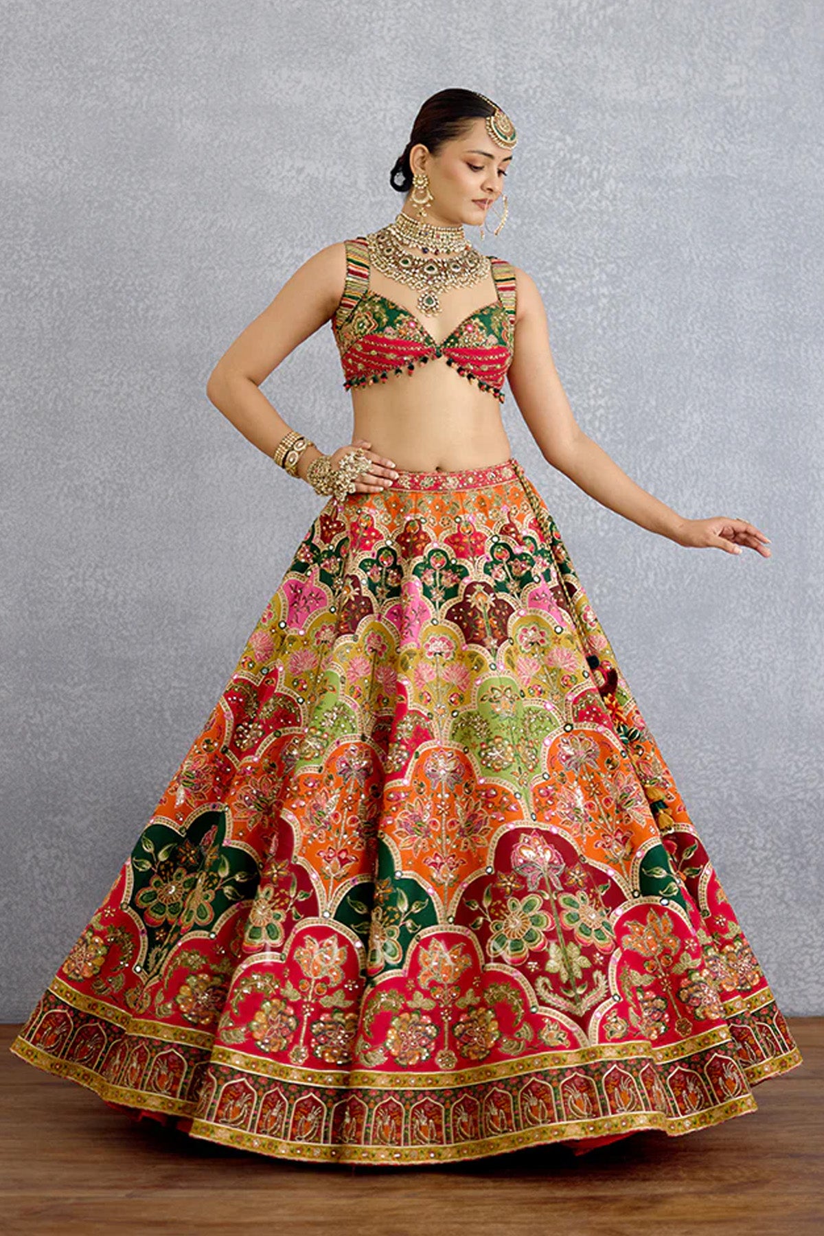 Chitrangi Aarini Lehenga Set