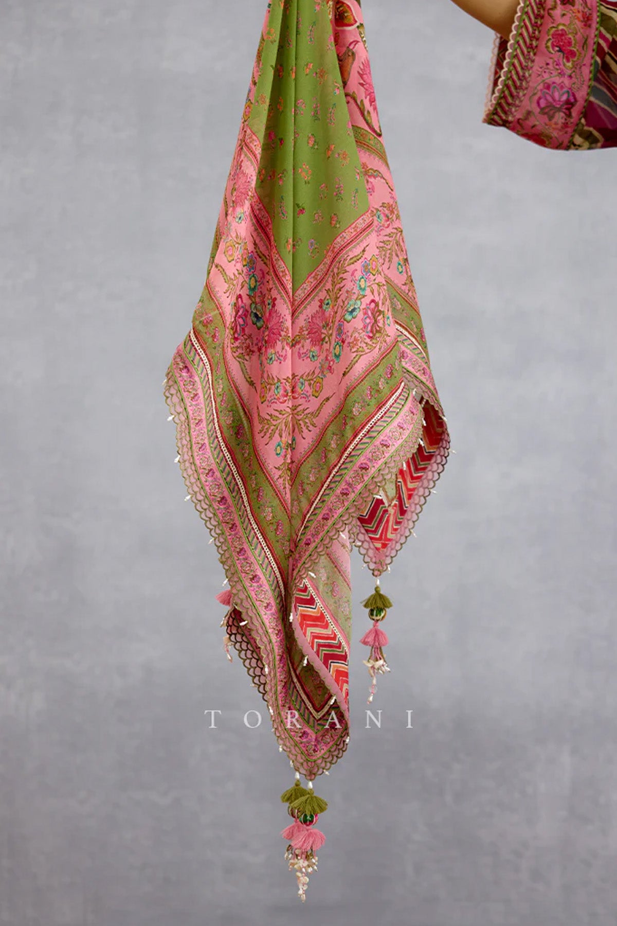 Pankaja Akshiti Scarf