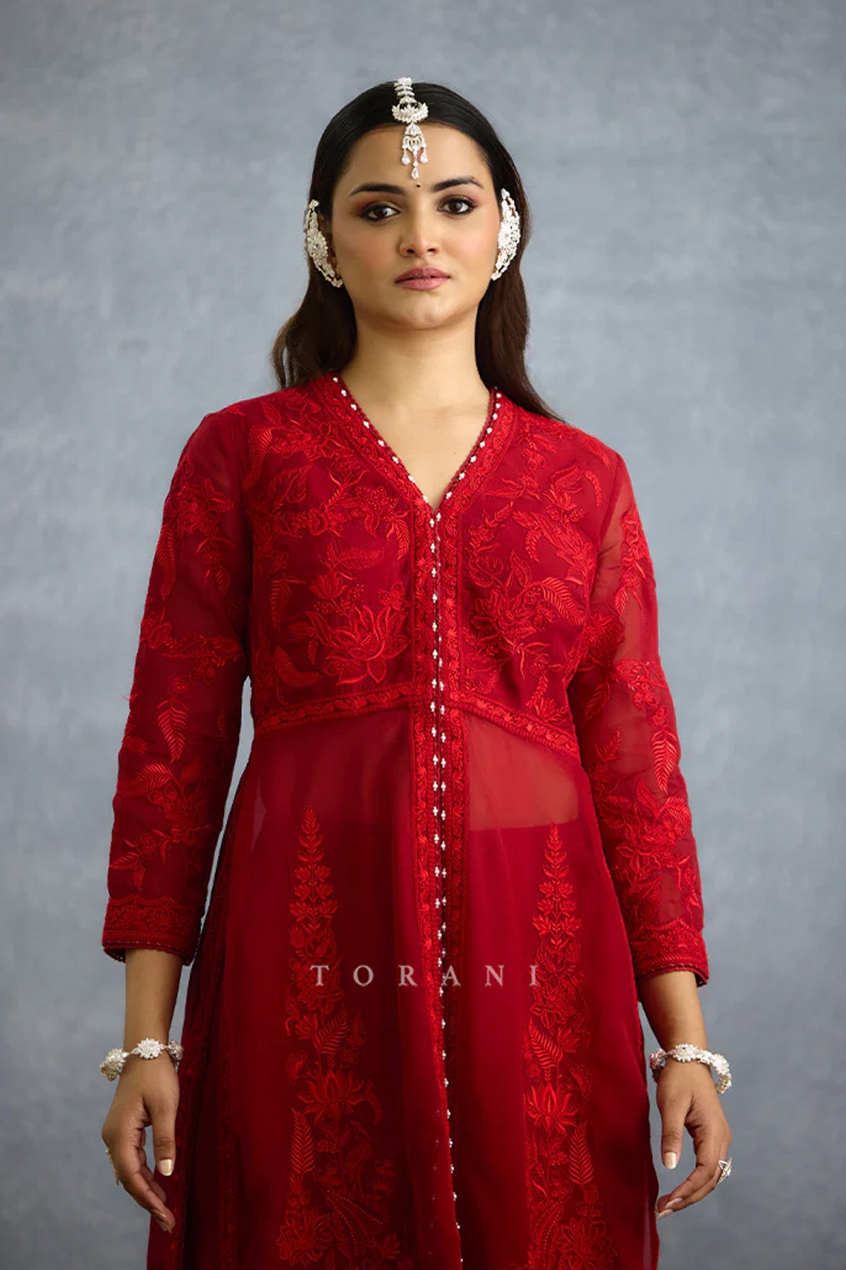 Surkh Udita Kurta Set