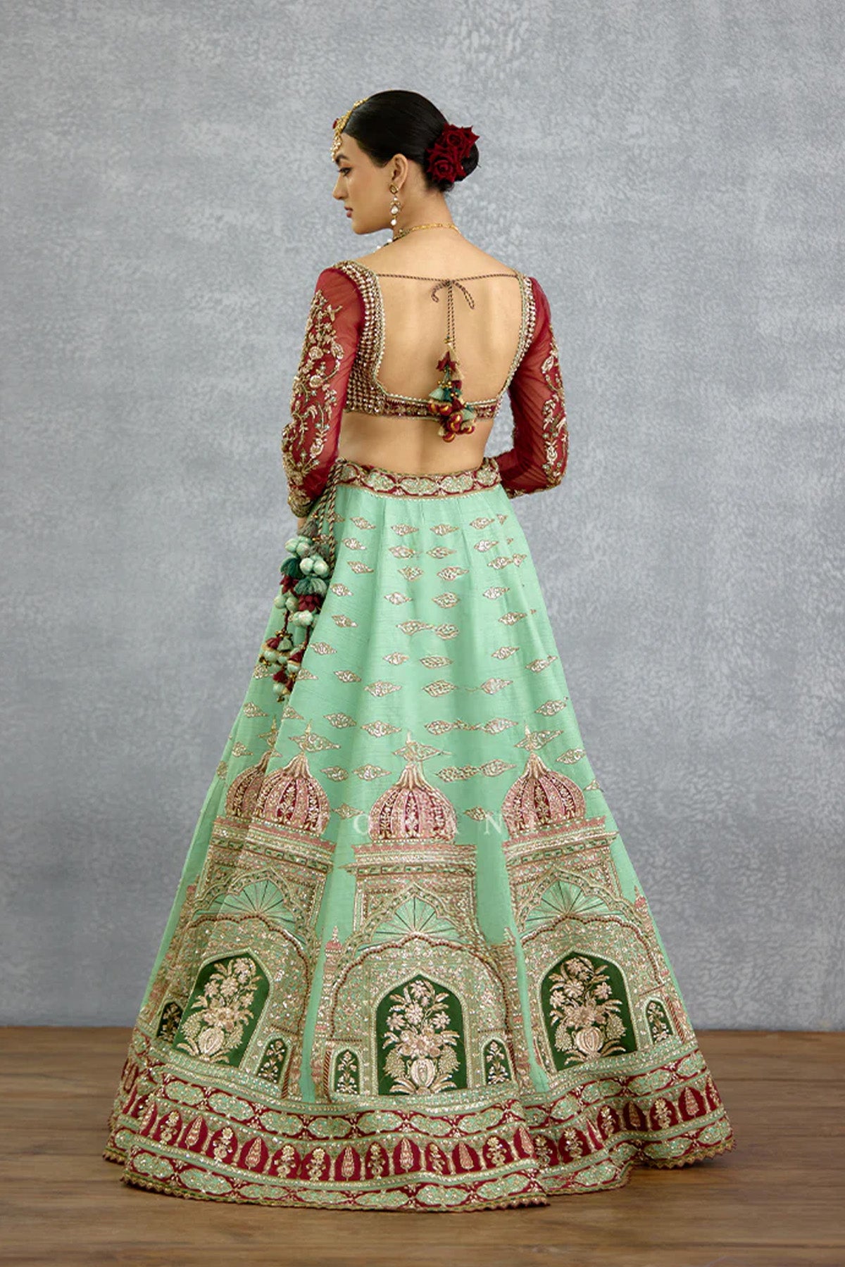 Farishti Nazra Lehenga Set