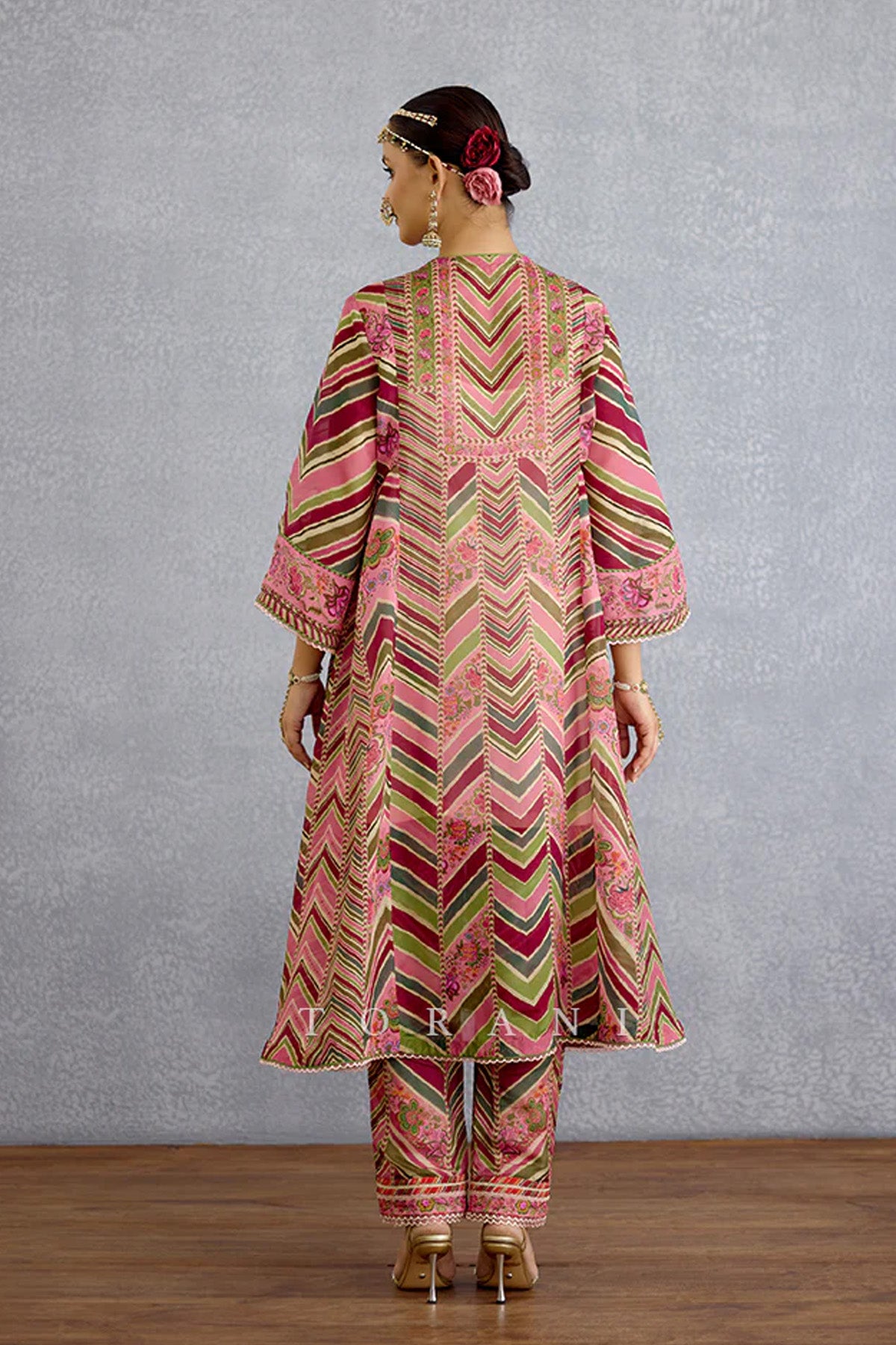 Pankaja Asthika Kurta Set