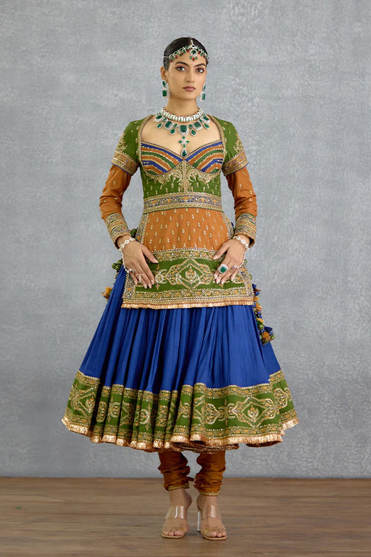 Hemrang Azraa Lehenga Set