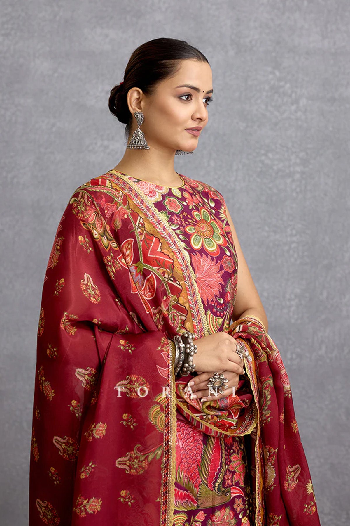 Laalima Tanuja Kurta Set