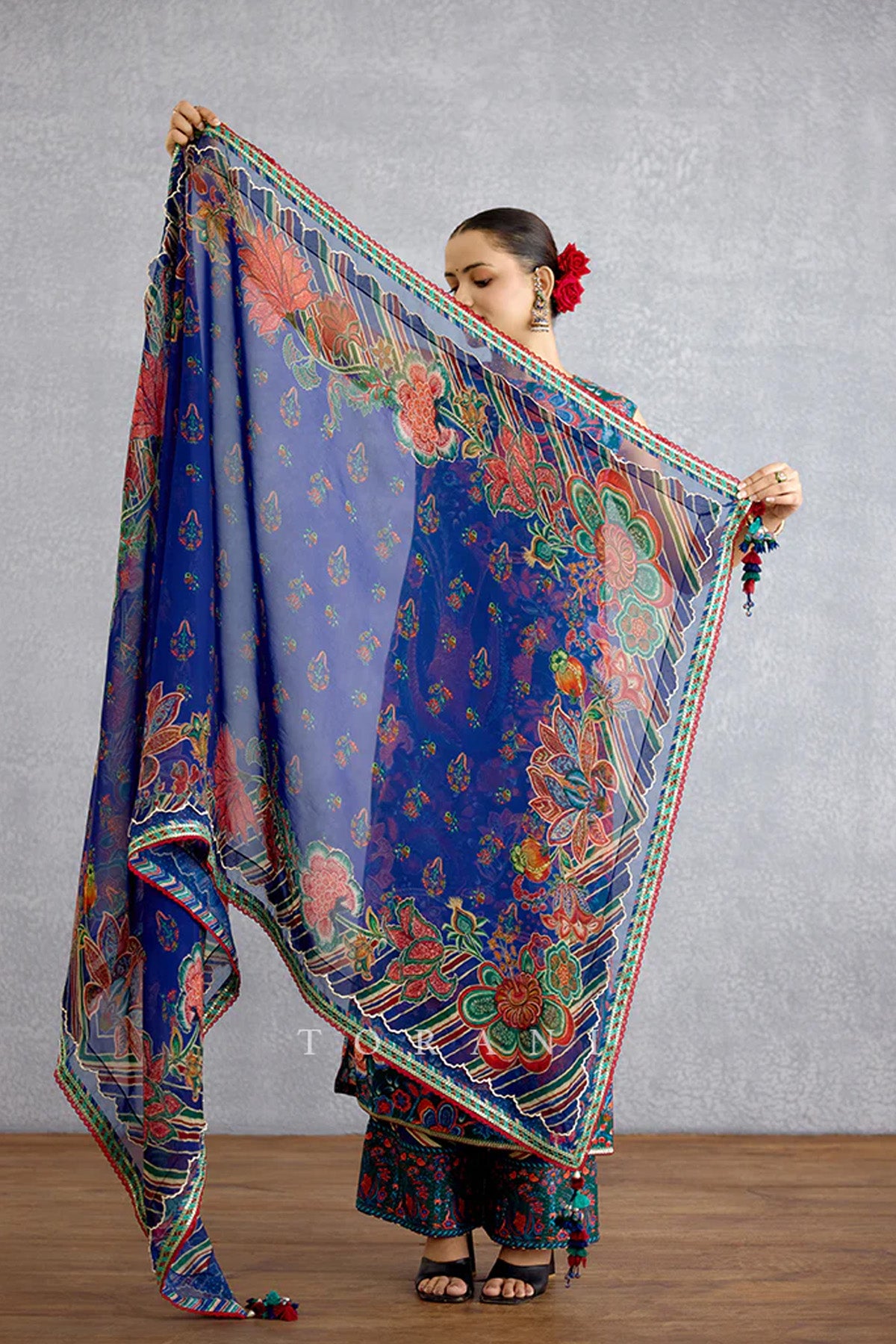 Mayurika Tanuja Kurta Set