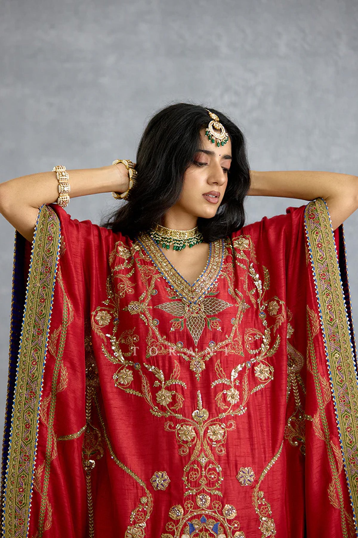 Zehra Neelat Kausar Kaftan Set