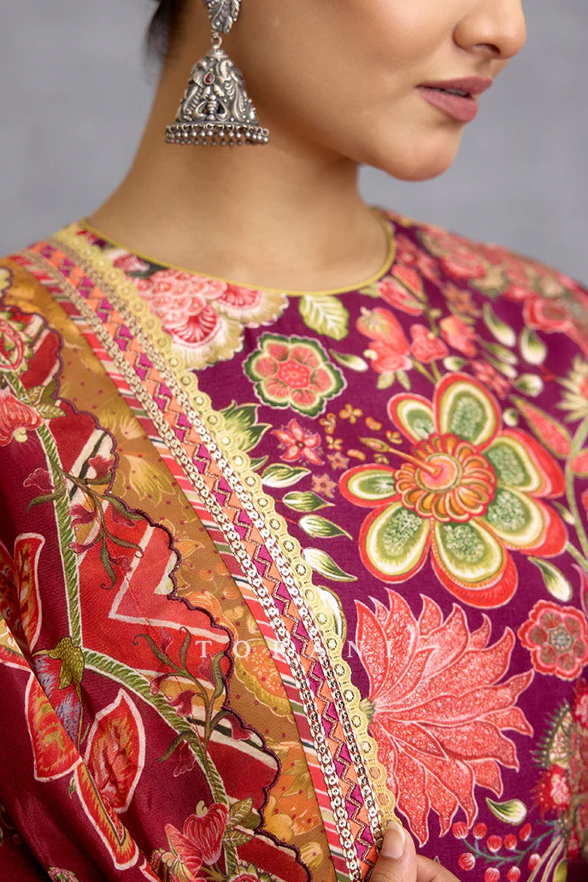 Laalima Tanuja Kurta Set