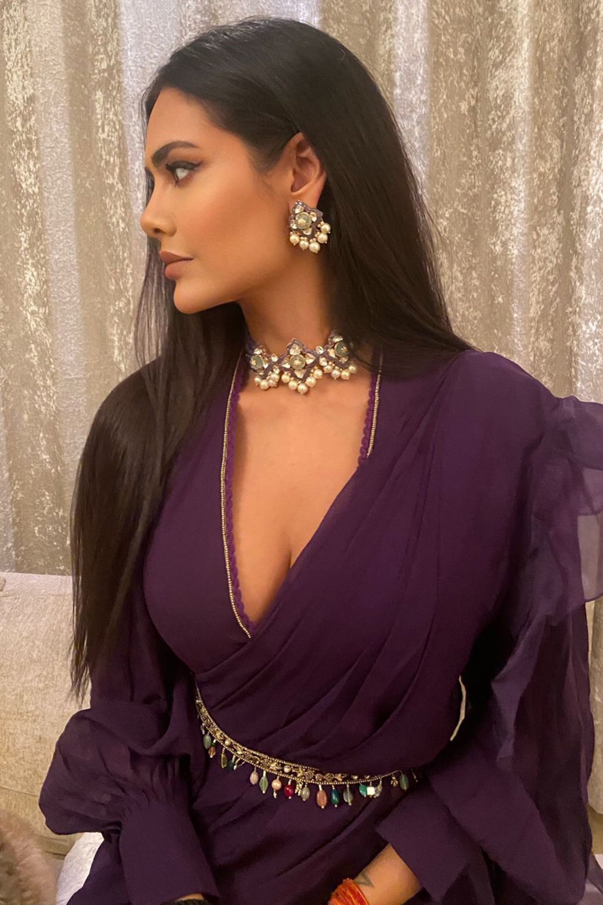 ESHA GUPTA IN KAIRI