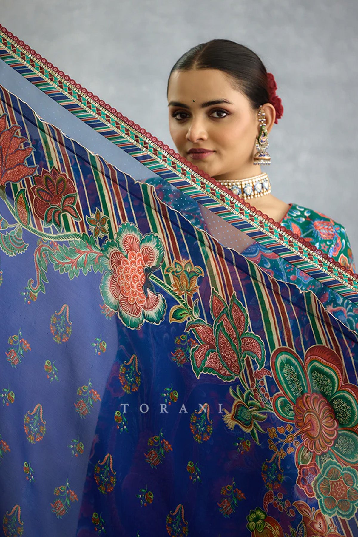 Mayurakshi Writu Tanuja Kurta Set