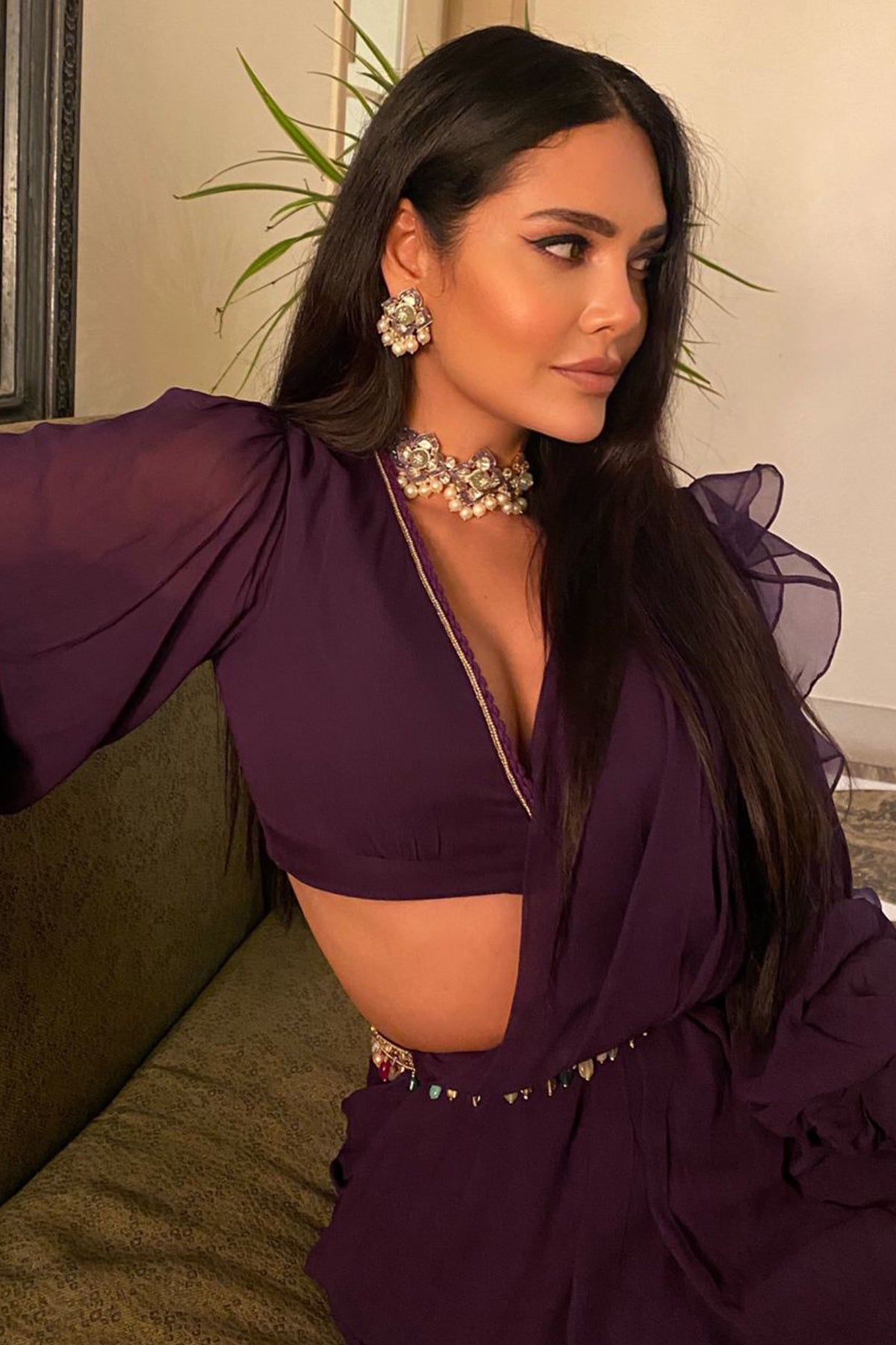 ESHA GUPTA IN KAIRI