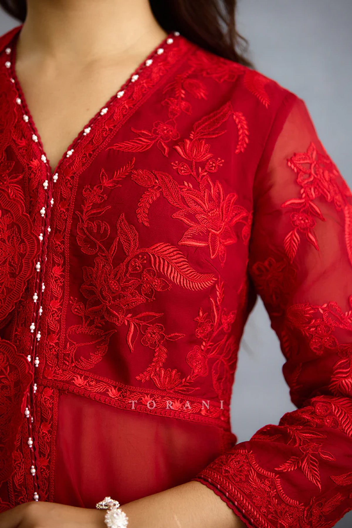 Surkh Udita Kurta Set