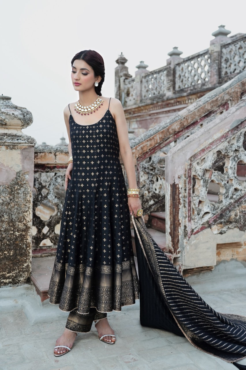 THE KAALA SINDOORI ANARKALI