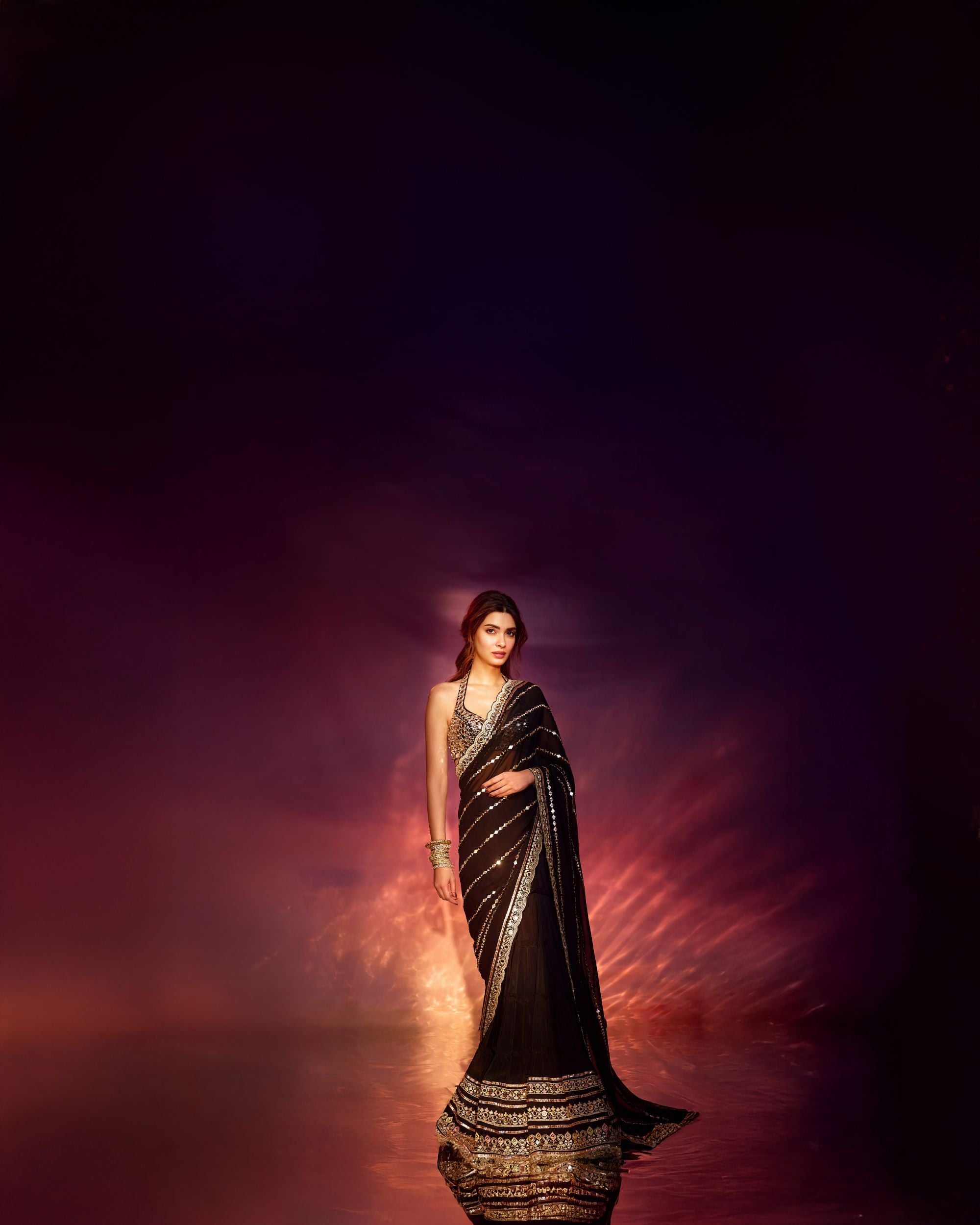 Diana Penty in Aradhana saree