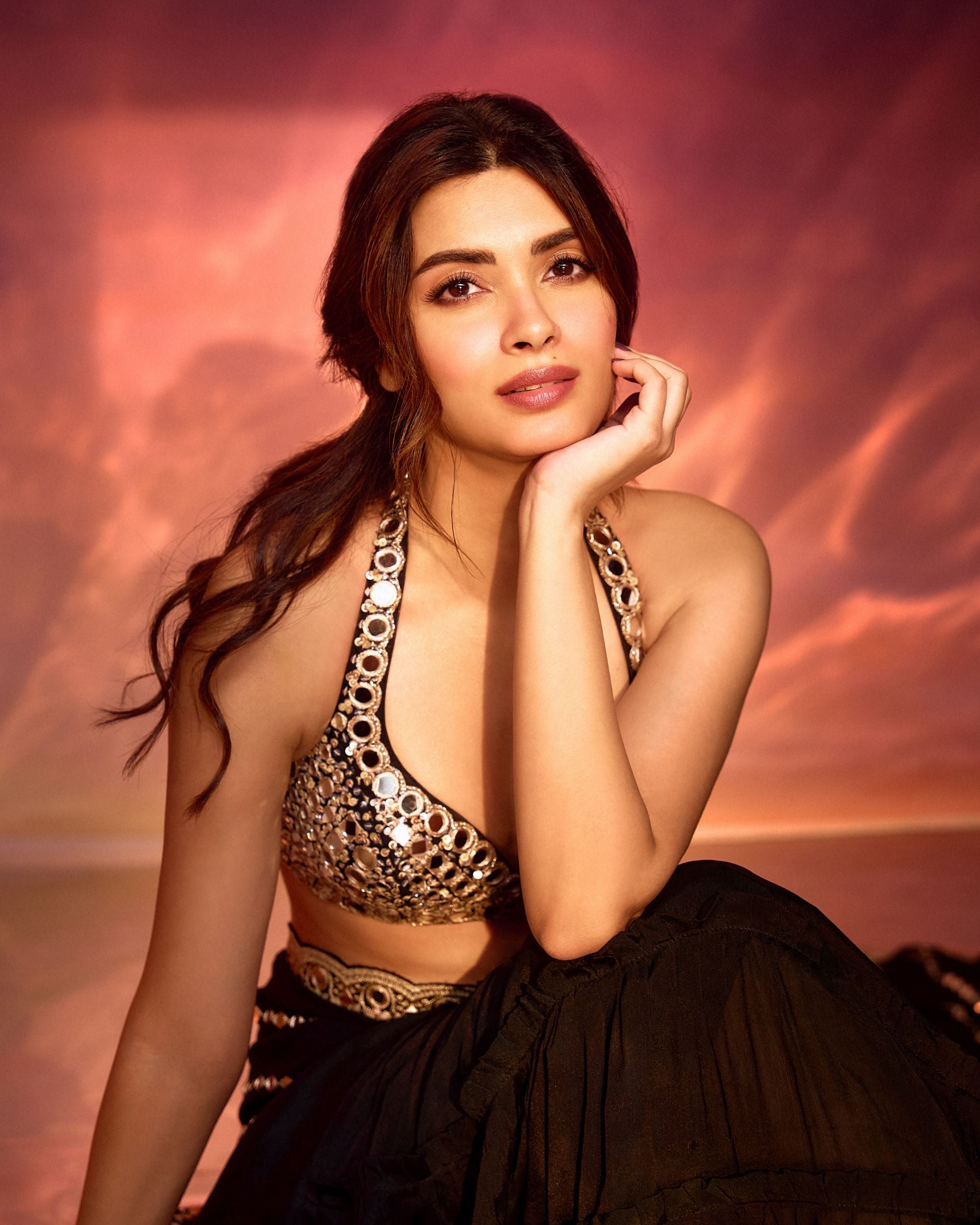 Diana Penty in Aradhana saree