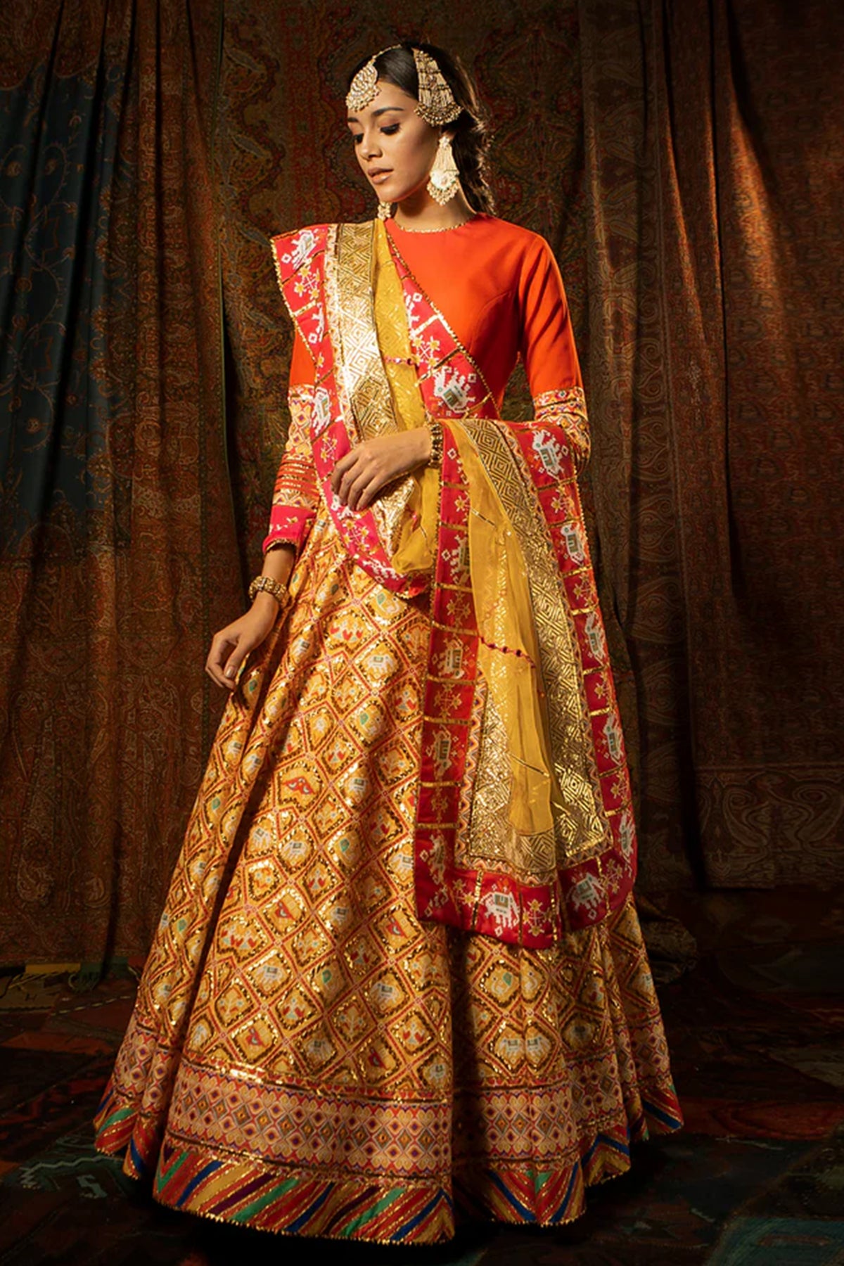 Gul-e-Ashrafi Lehenga