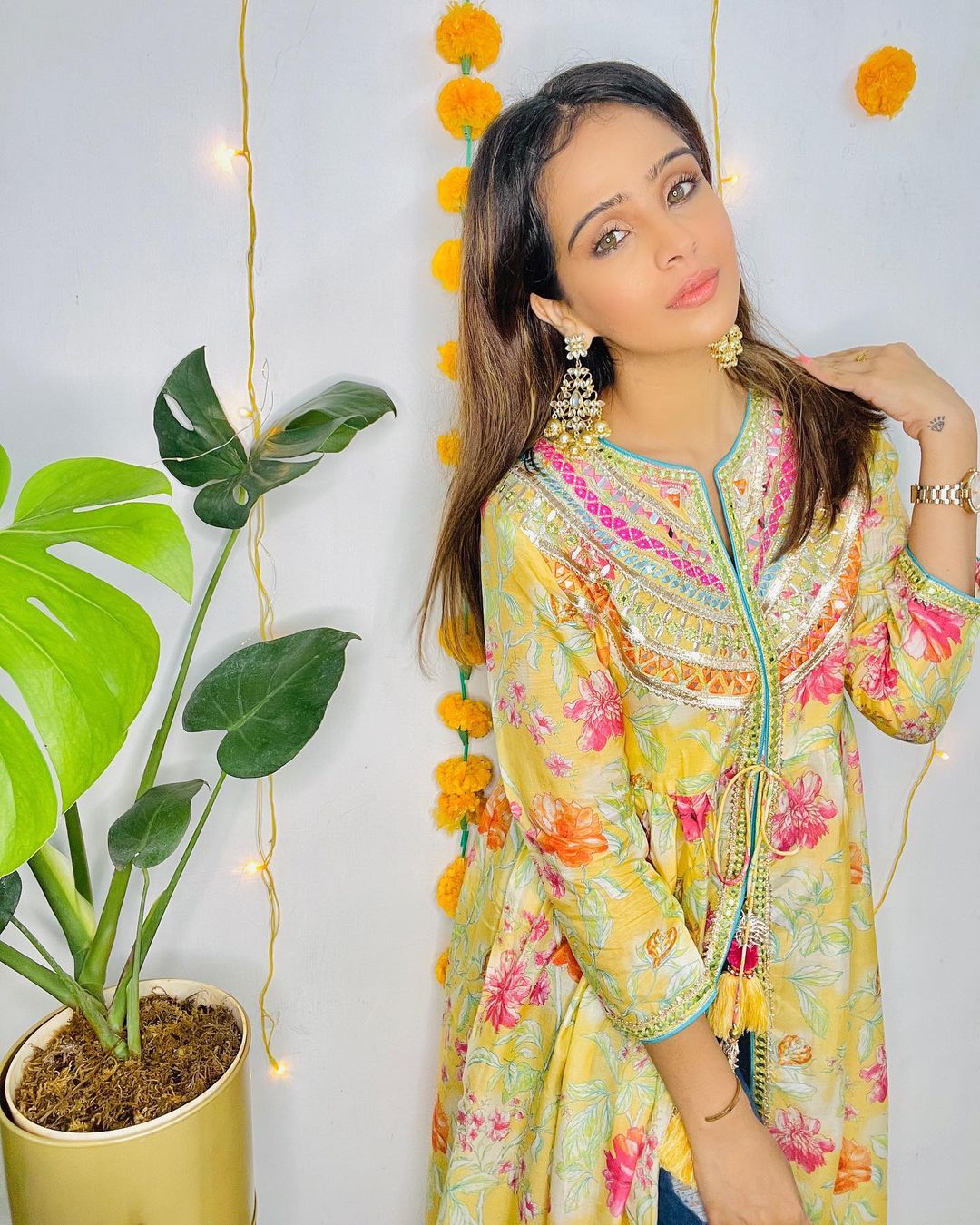 Fenil Umrigar in Utsav Jacket style Tunic