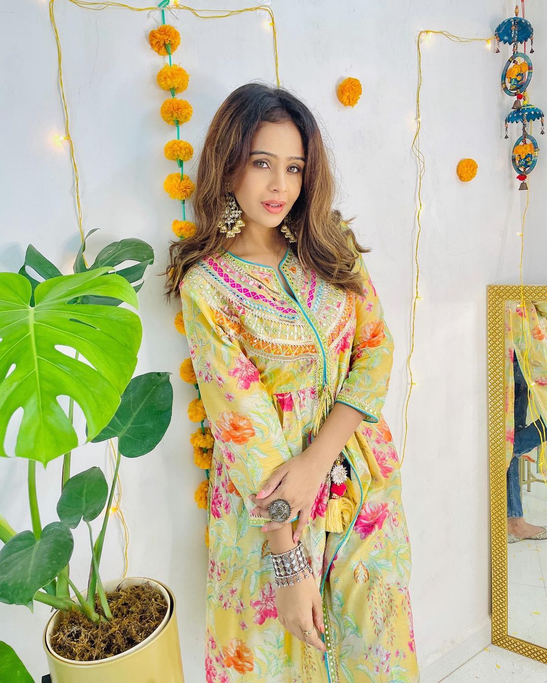 Fenil Umrigar in Utsav Jacket style Tunic