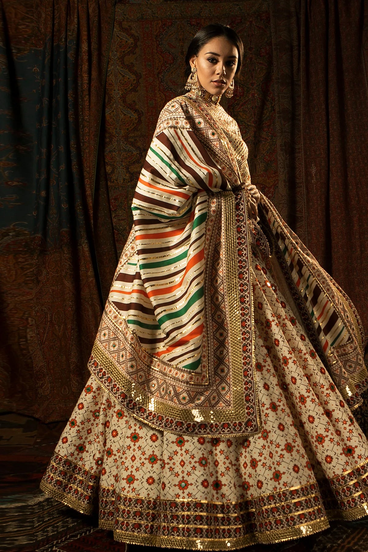 Khalis Lehenga