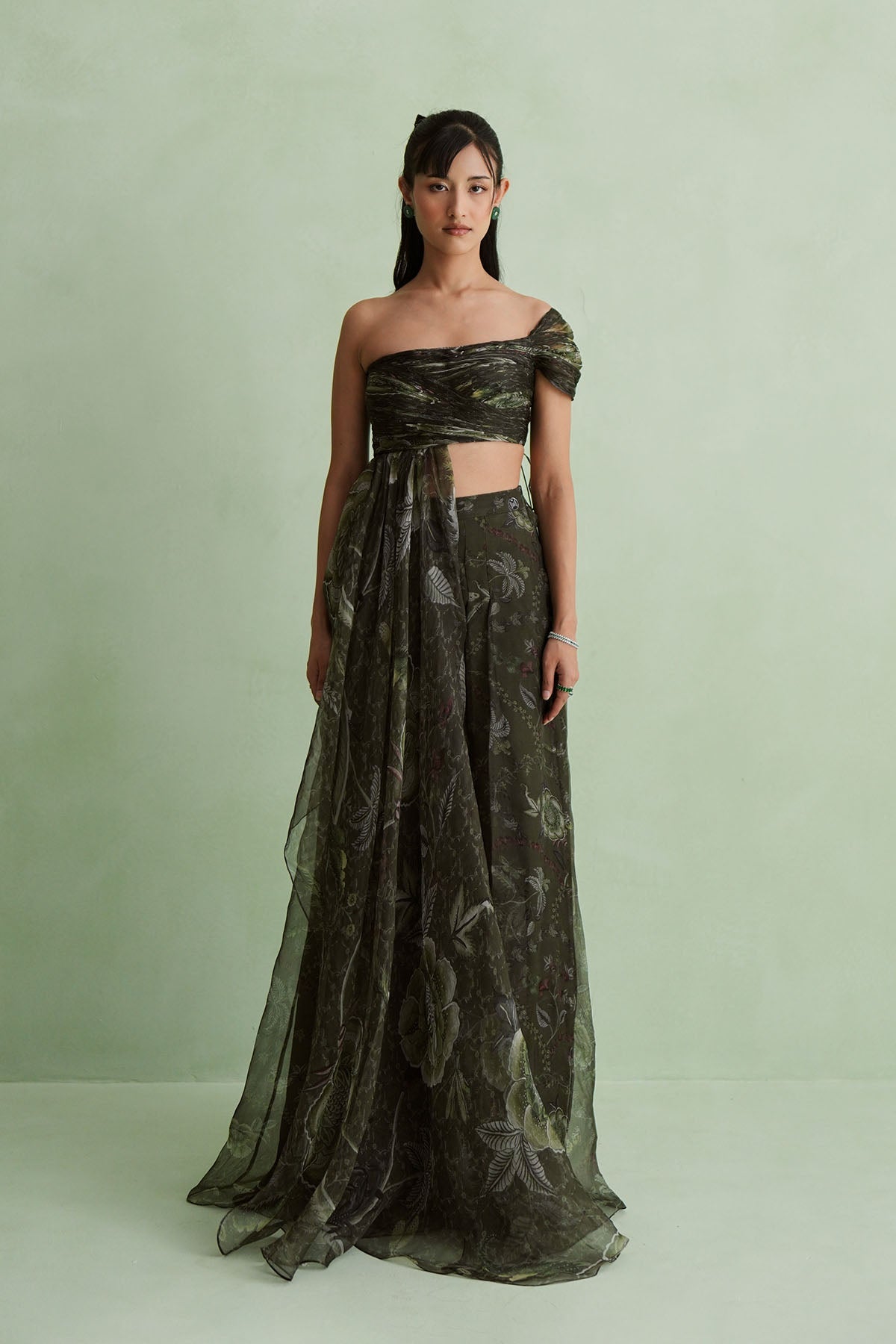 Omera Palazzo Set