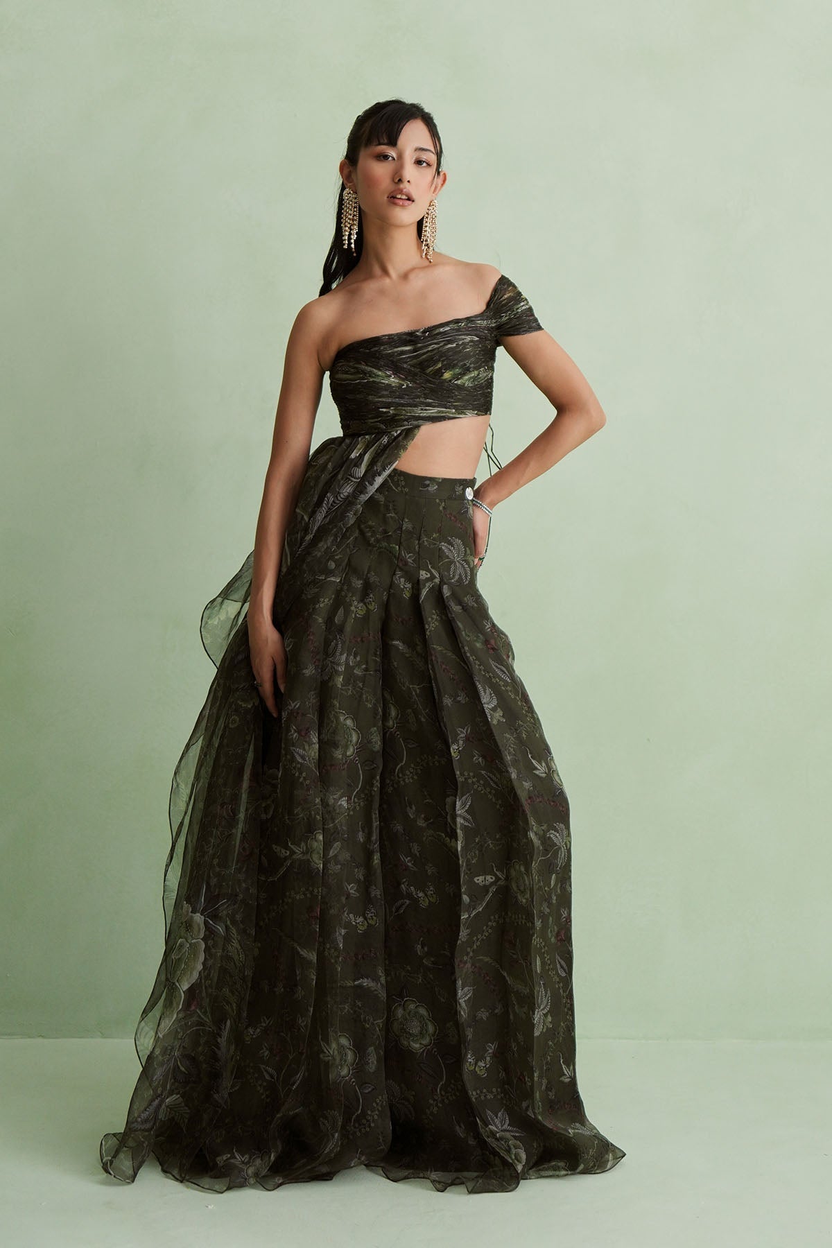 Omera Palazzo Set