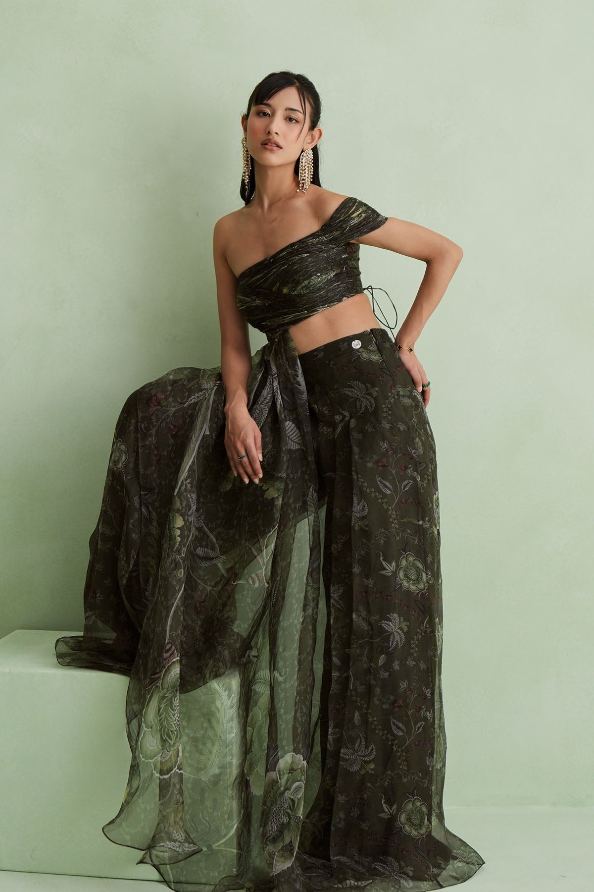Omera Palazzo Set