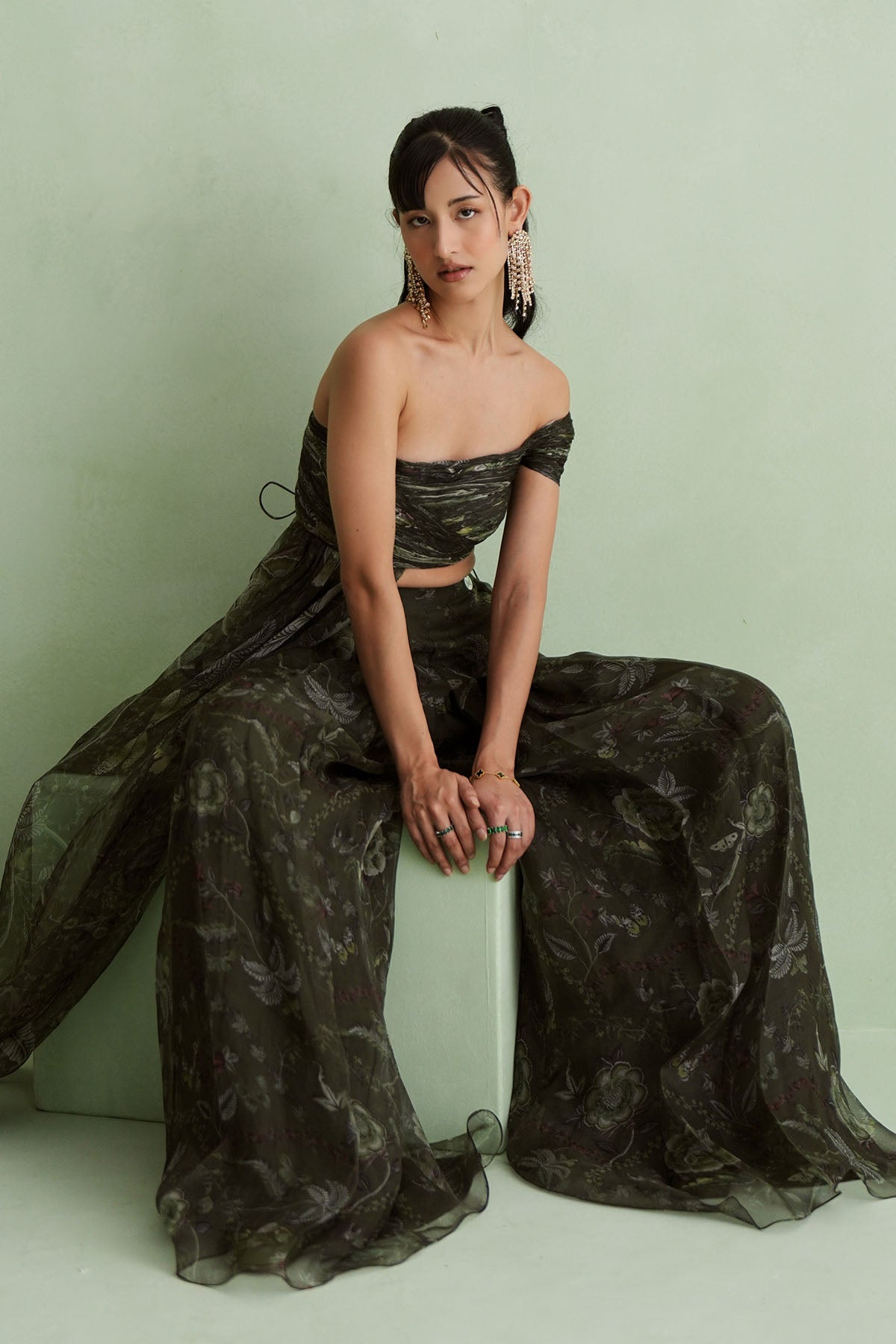 Omera Palazzo Set