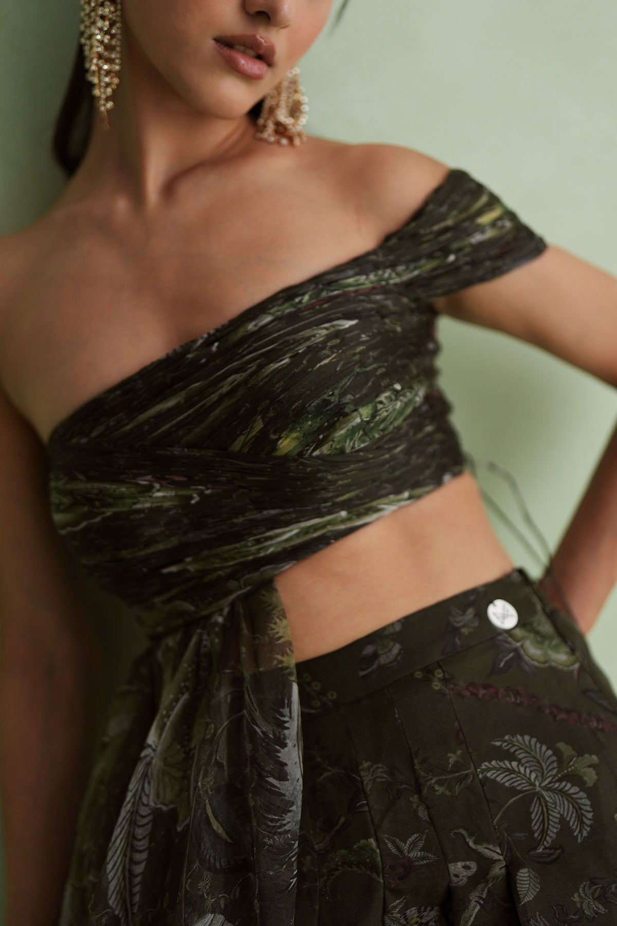 Omera Palazzo Set
