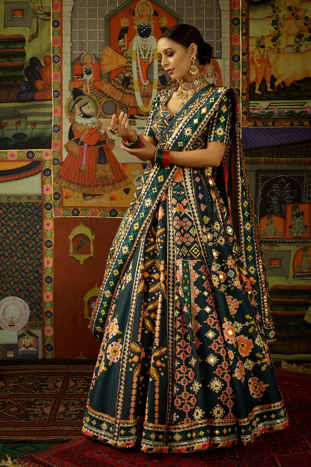 Nisargah Lehenga