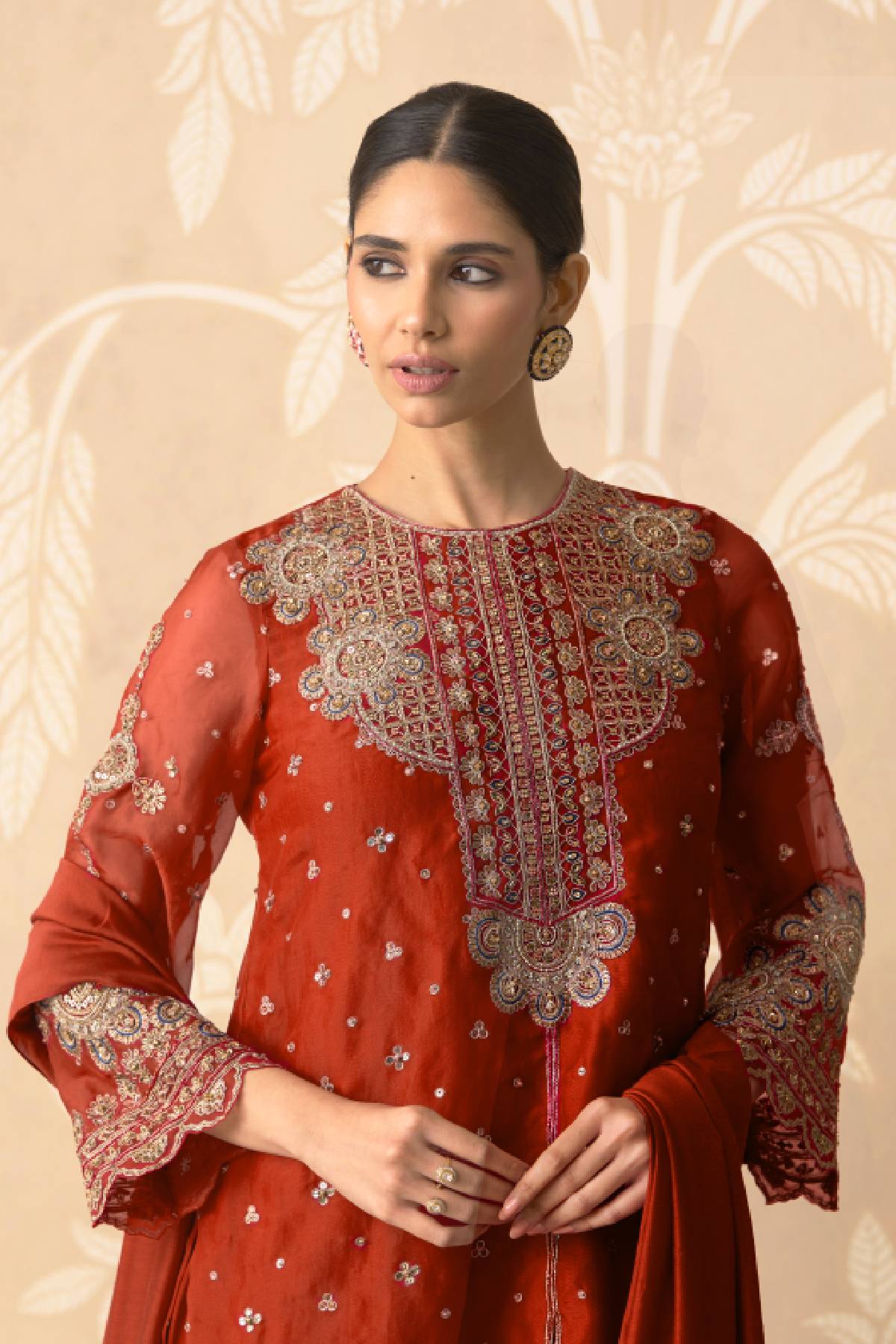 Suroor
Kurta Salwar Set