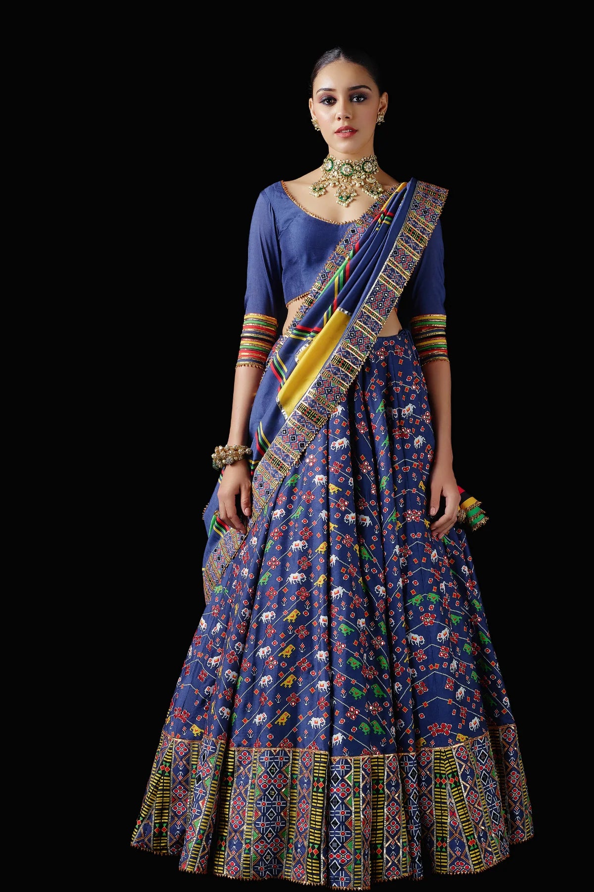 Parikrama Lehenga