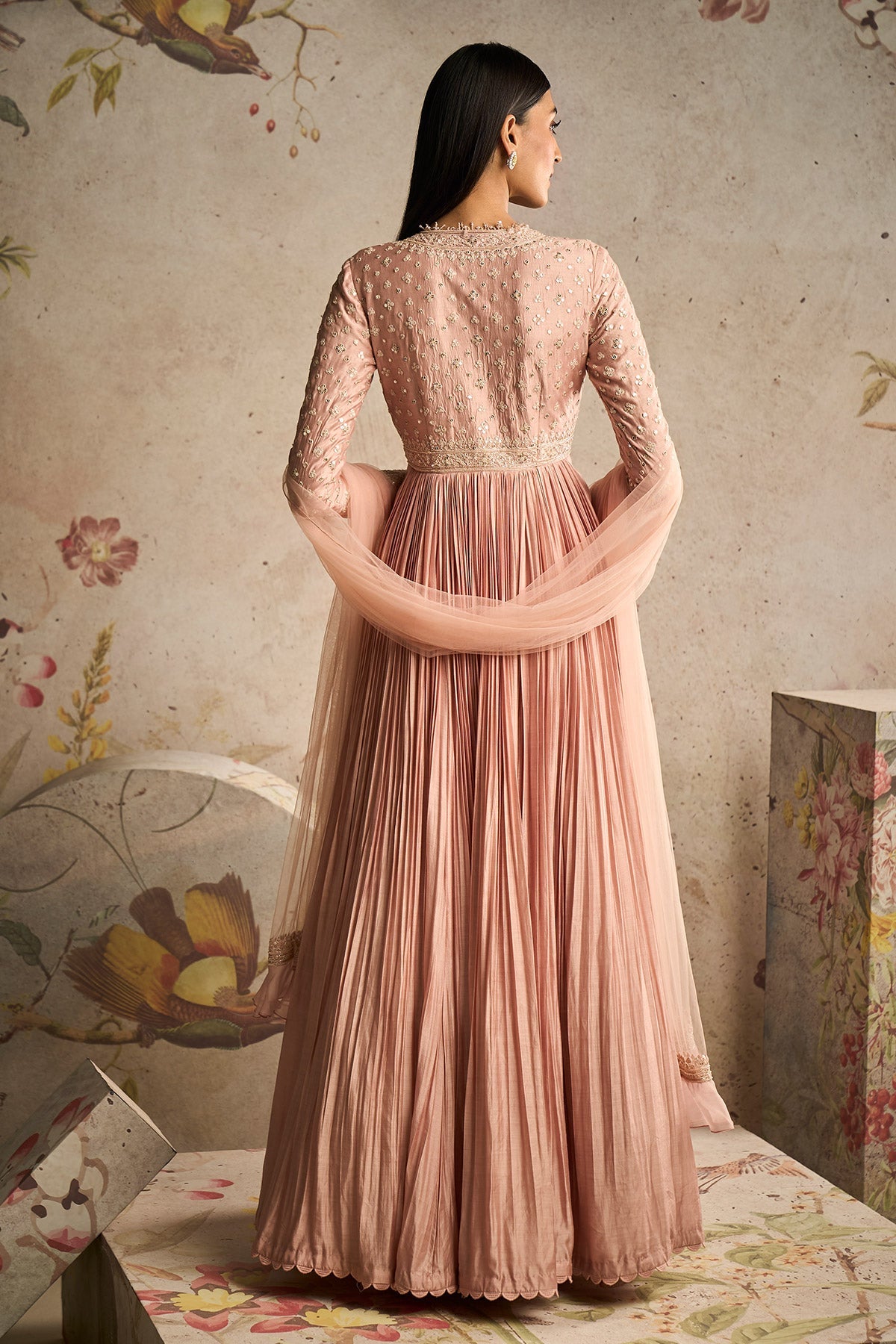 MRUNAL THAKUR IN SWAY ANARKALI SET