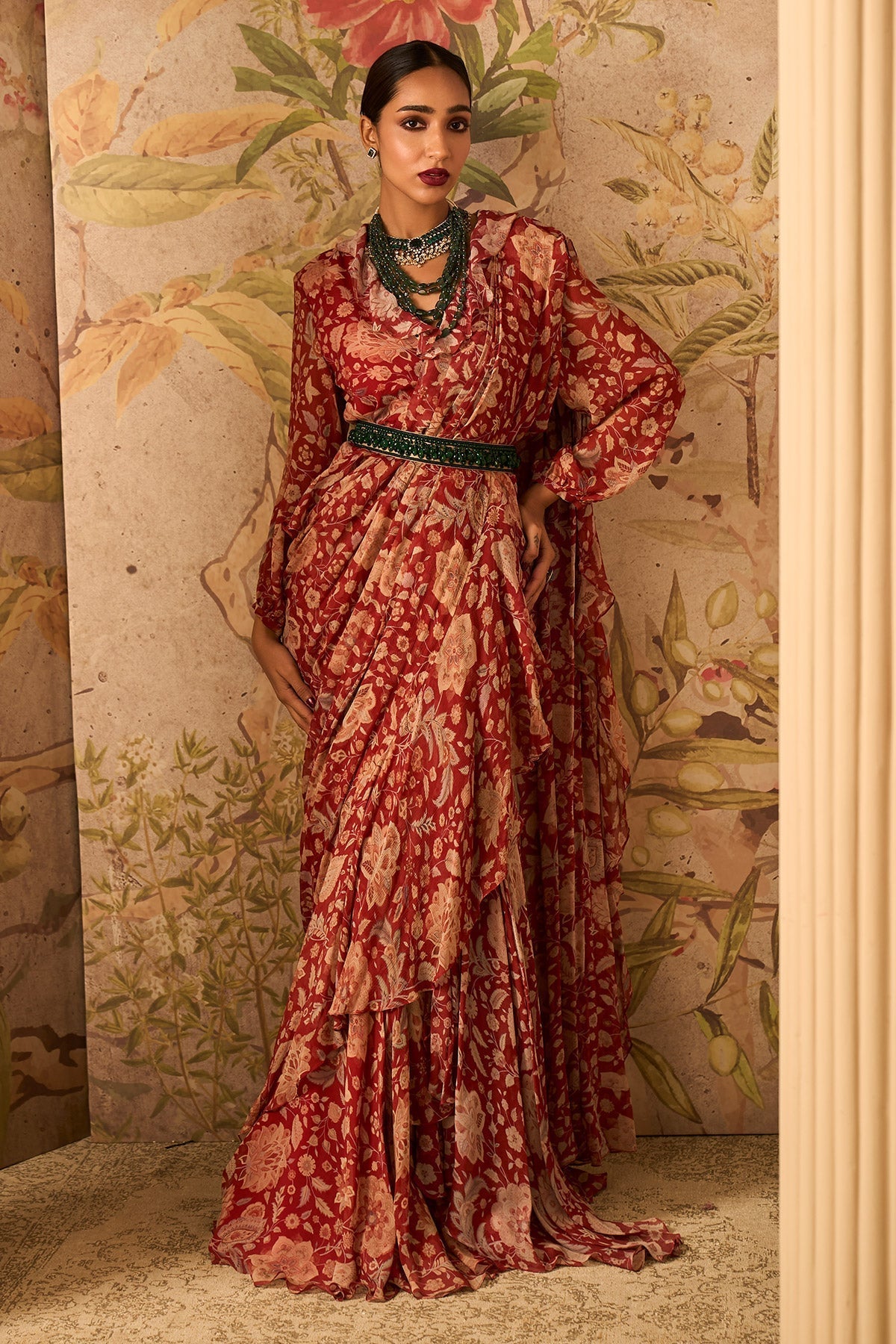 REGAL SAREE SET